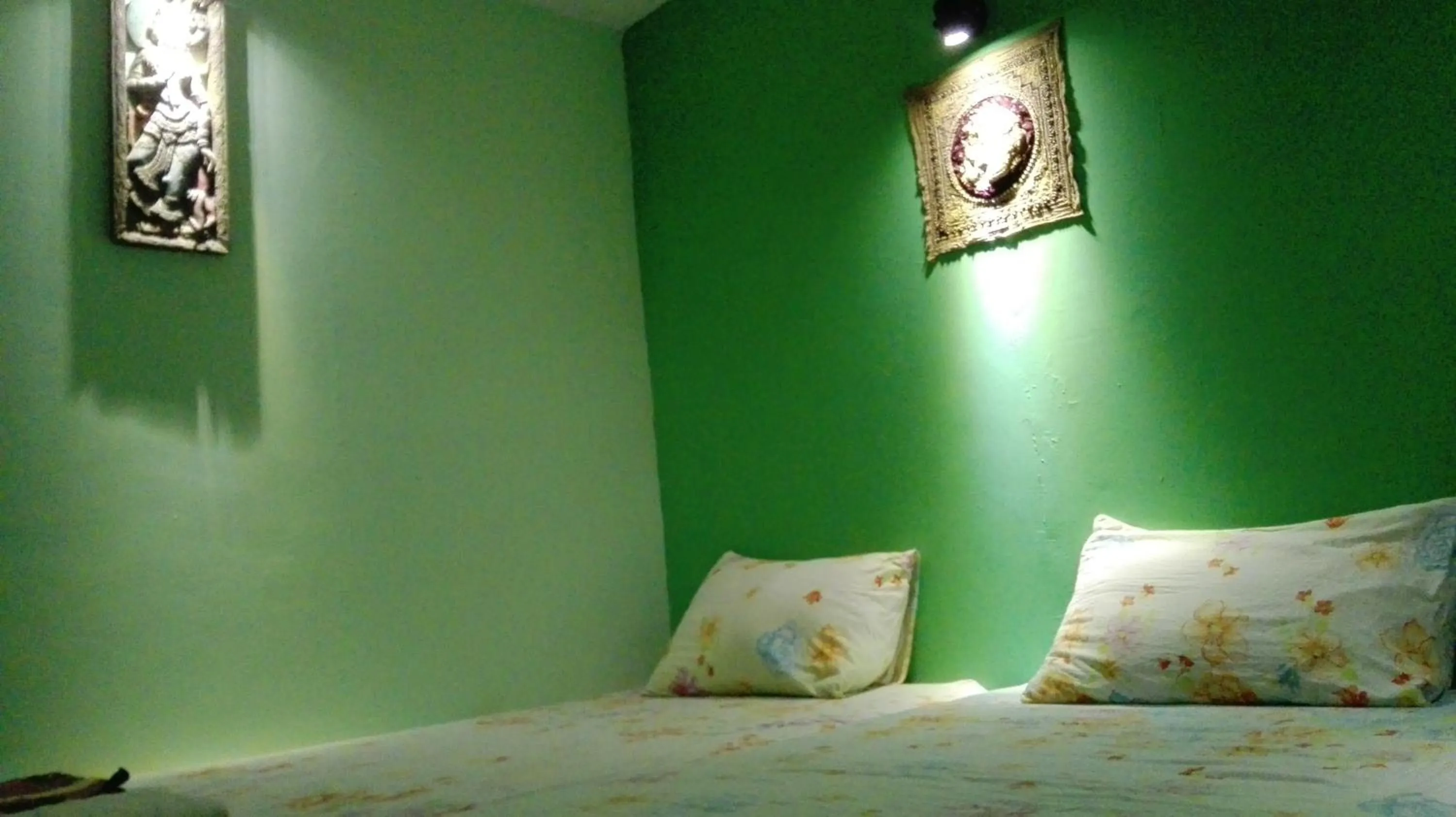 Photo of the whole room, Bed in Shannkalay Hostel