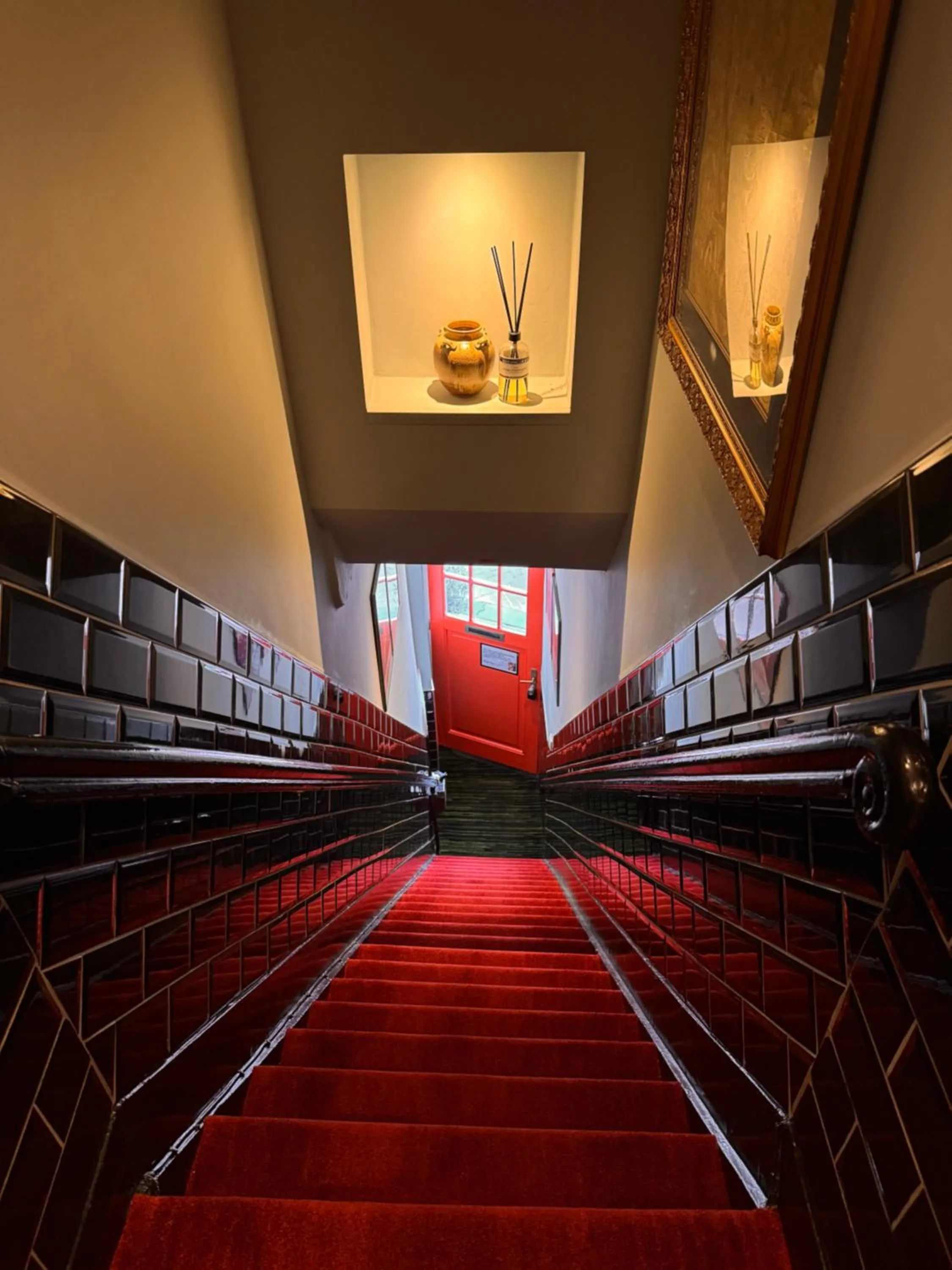 Property building in Décor Canal House