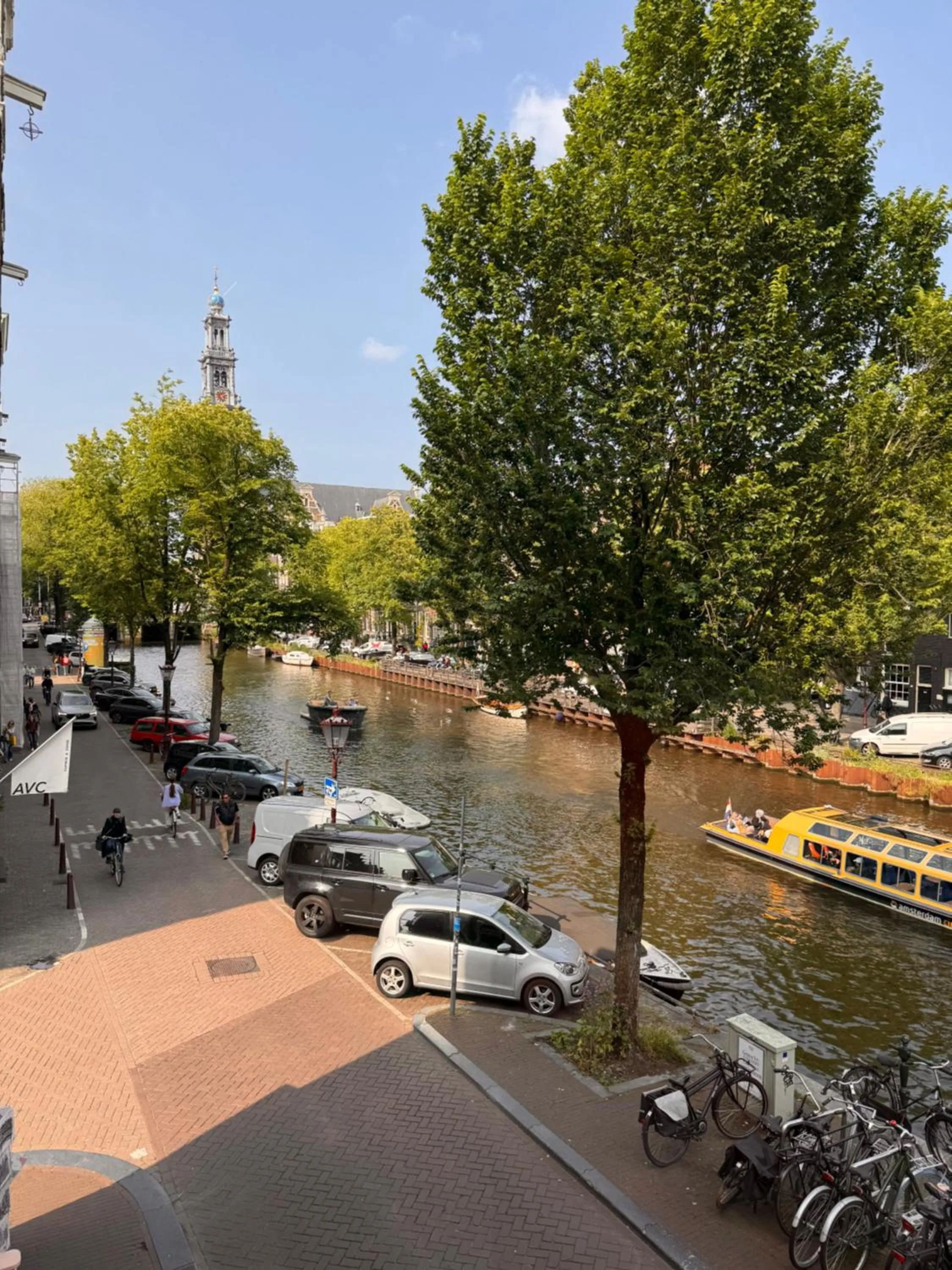 Property building in Décor Canal House