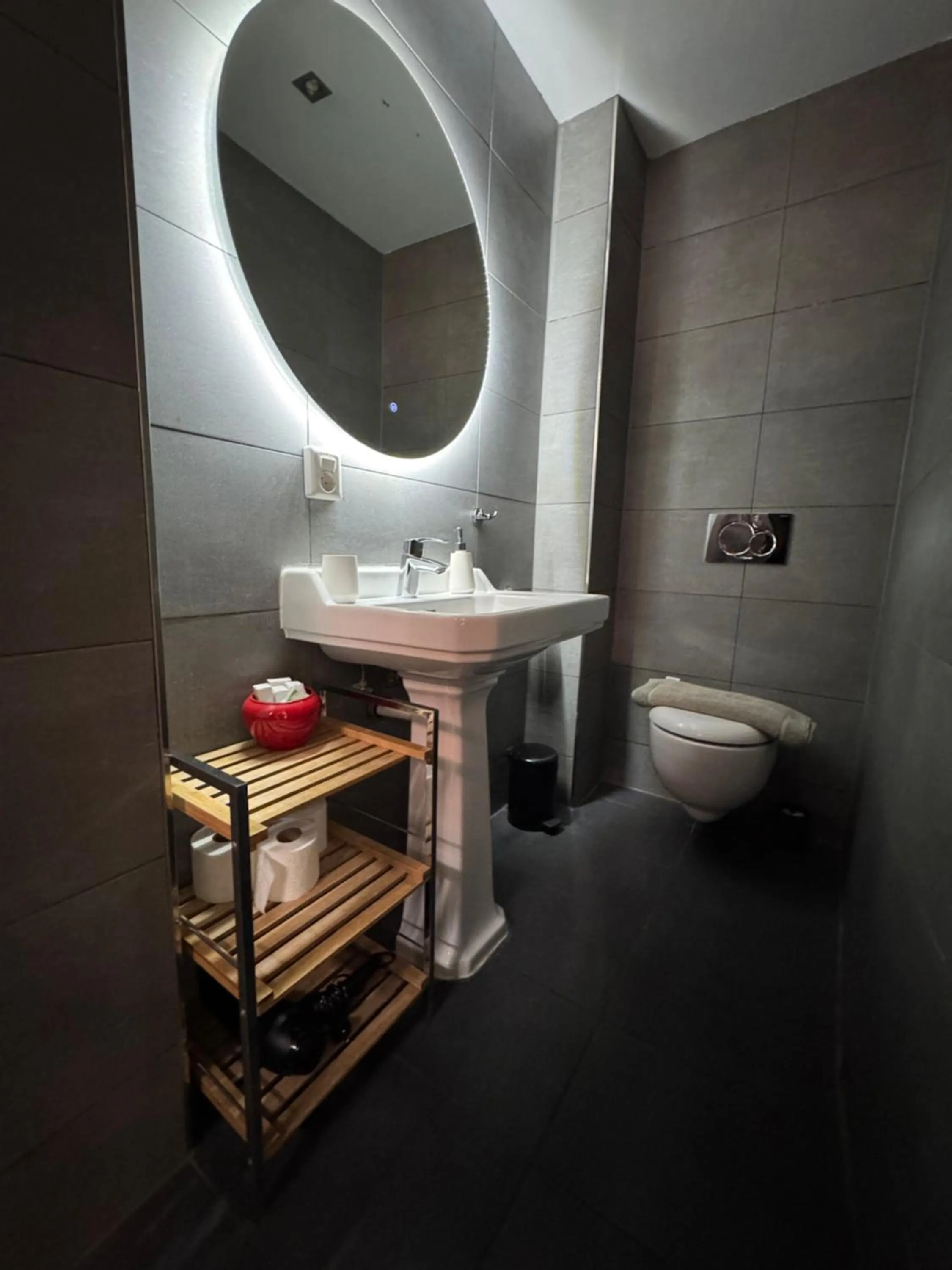 Property building in Décor Canal House