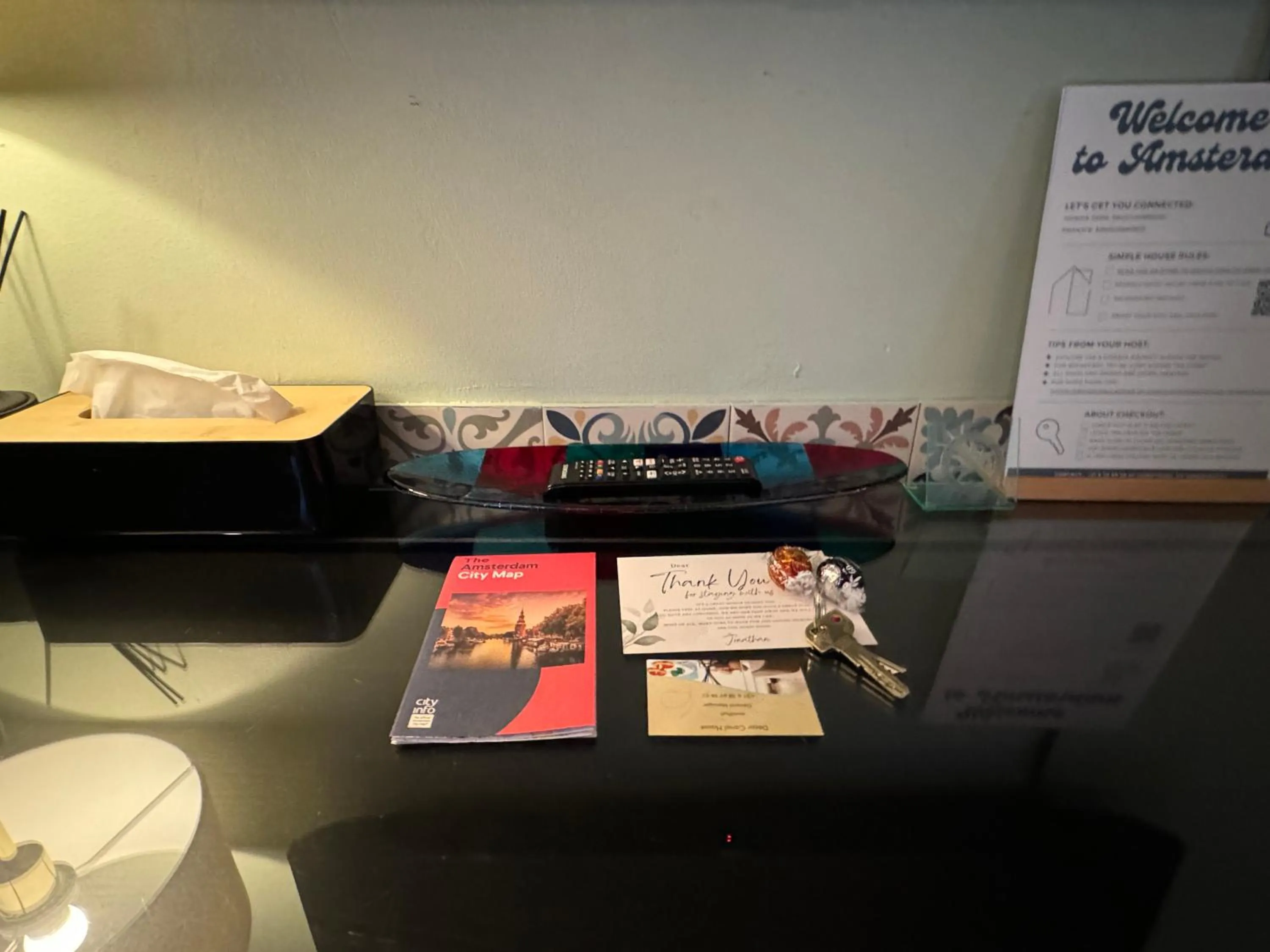 Restaurant/places to eat in Décor Canal House