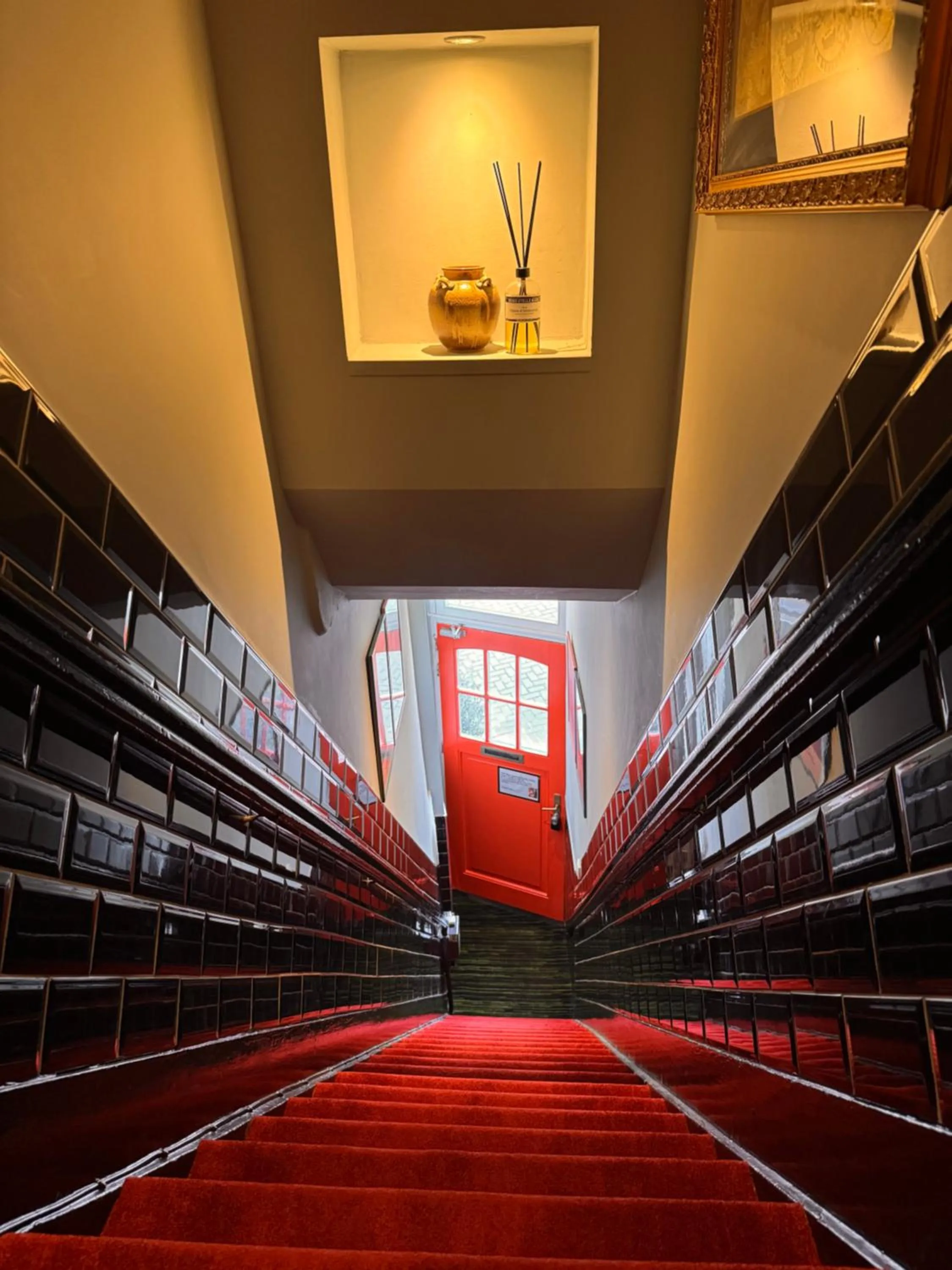 Property building in Décor Canal House