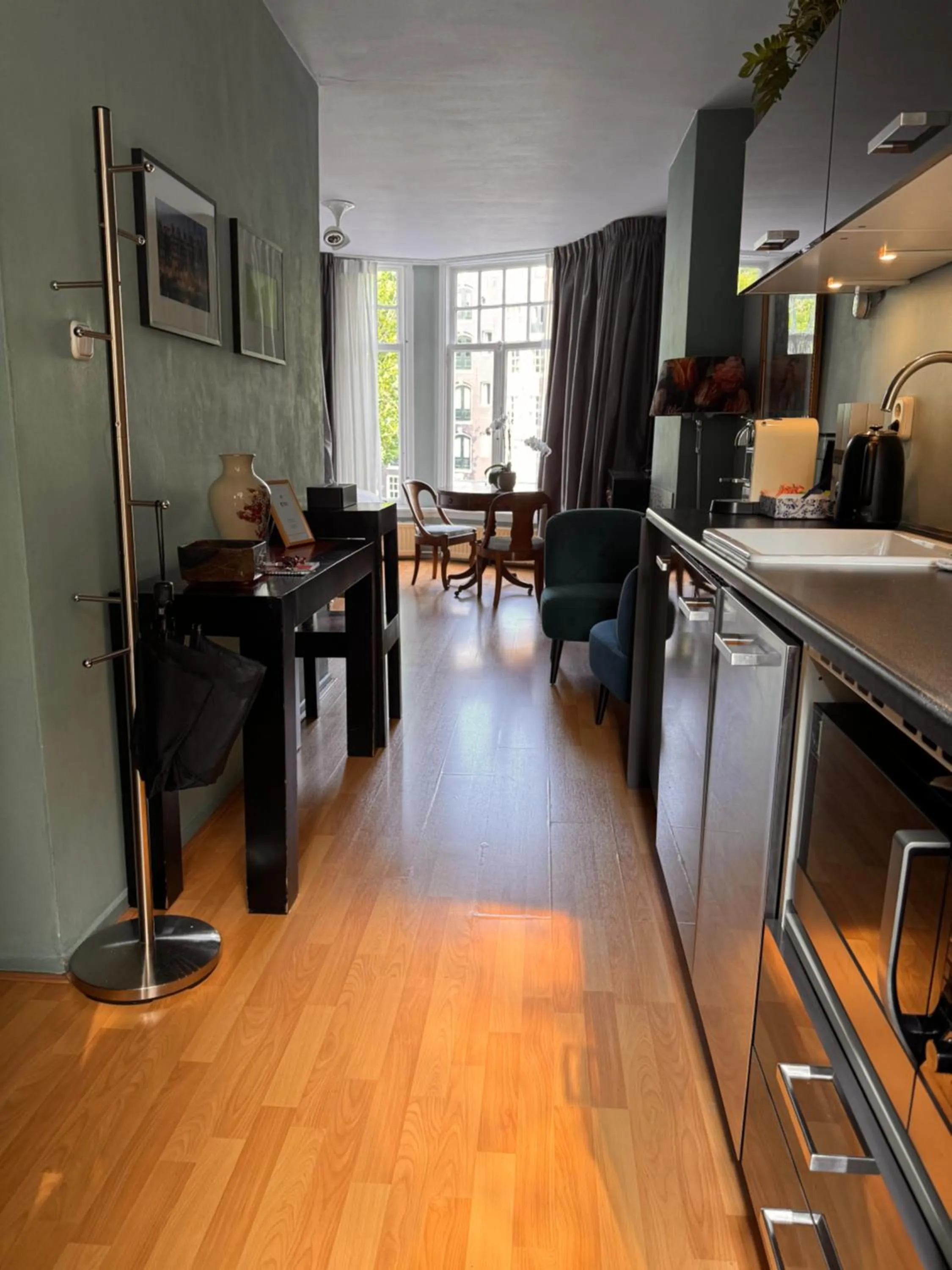 Dining area in Décor Canal House