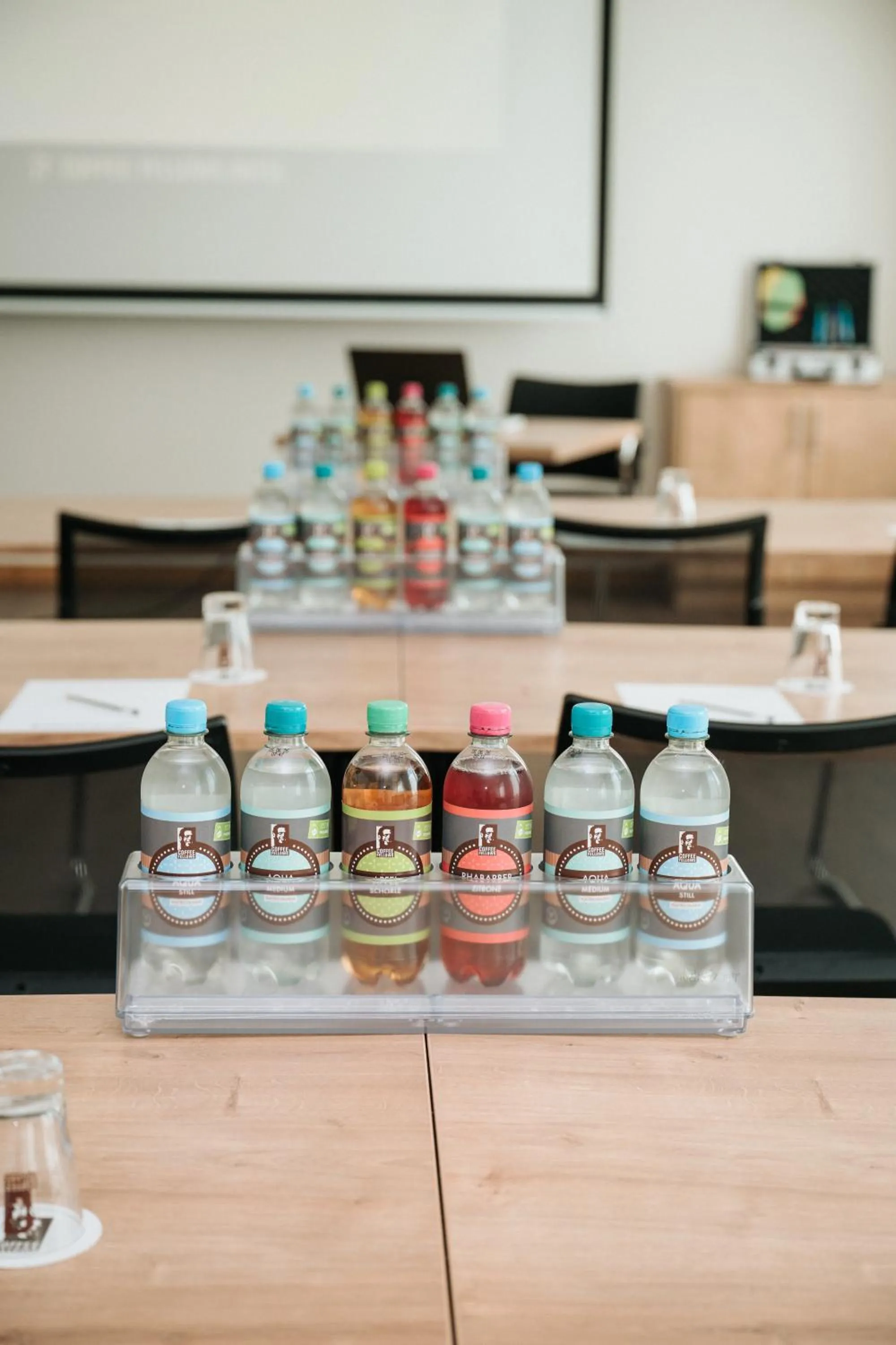 Meeting/conference room in Coffee Fellows Hotel München-Freiham