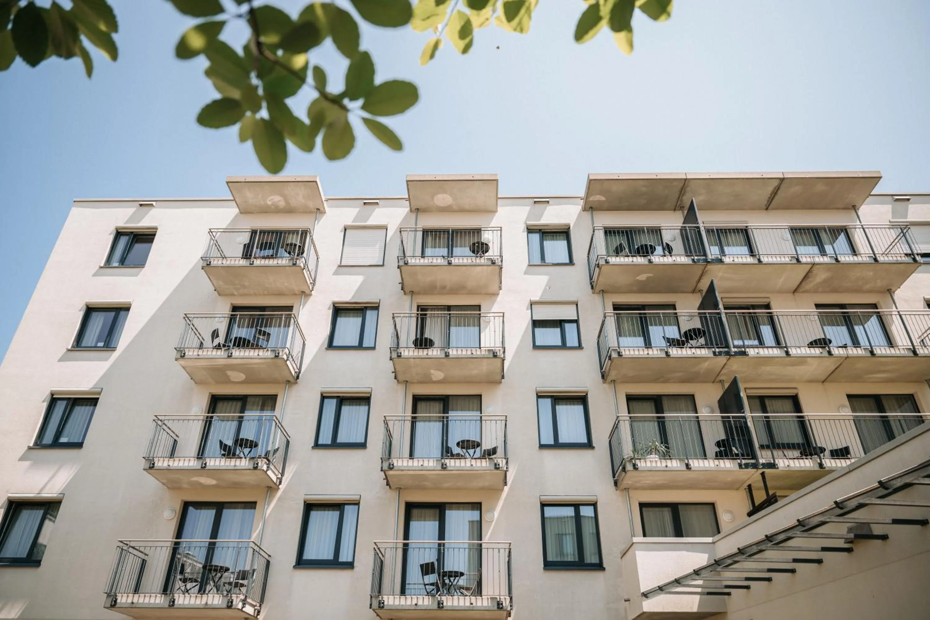 Property building in Coffee Fellows Hotel München-Freiham