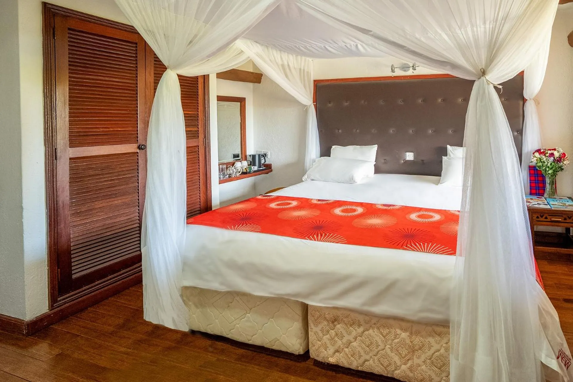 Bed in Muthu Mara River Lodge