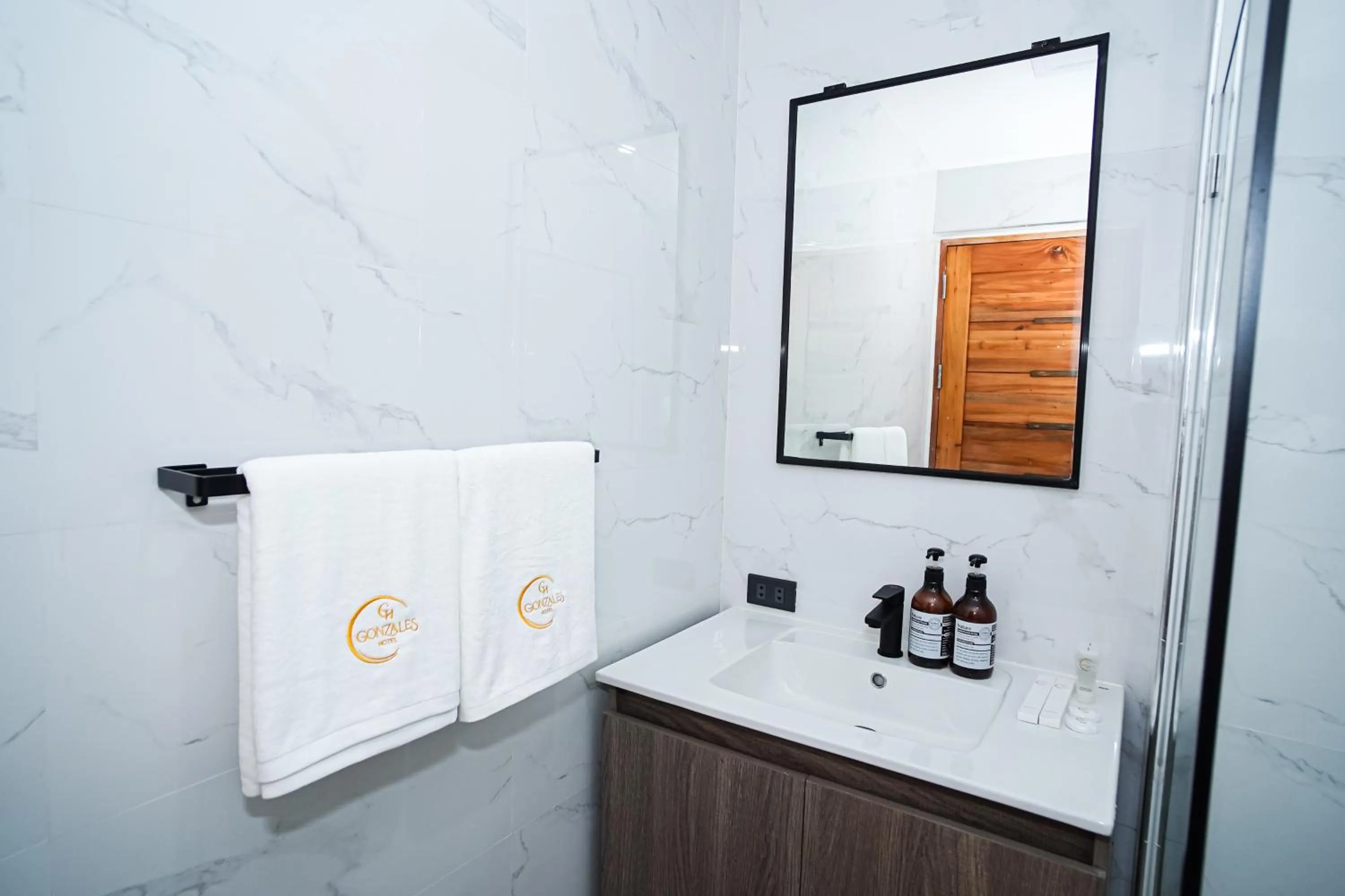 Bathroom in Gonzales Hotel