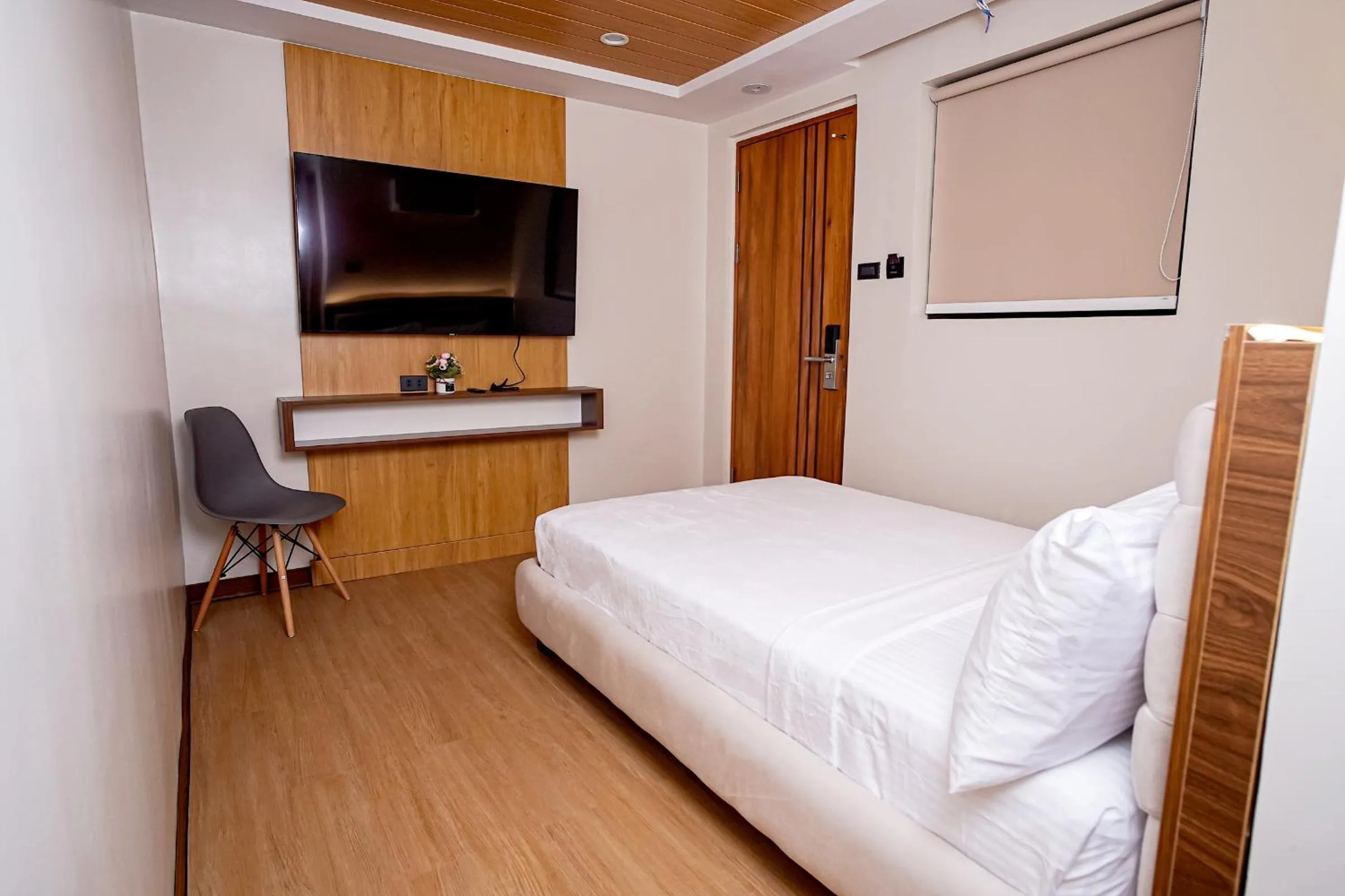 Bedroom, Bed in Gonzales Hotel