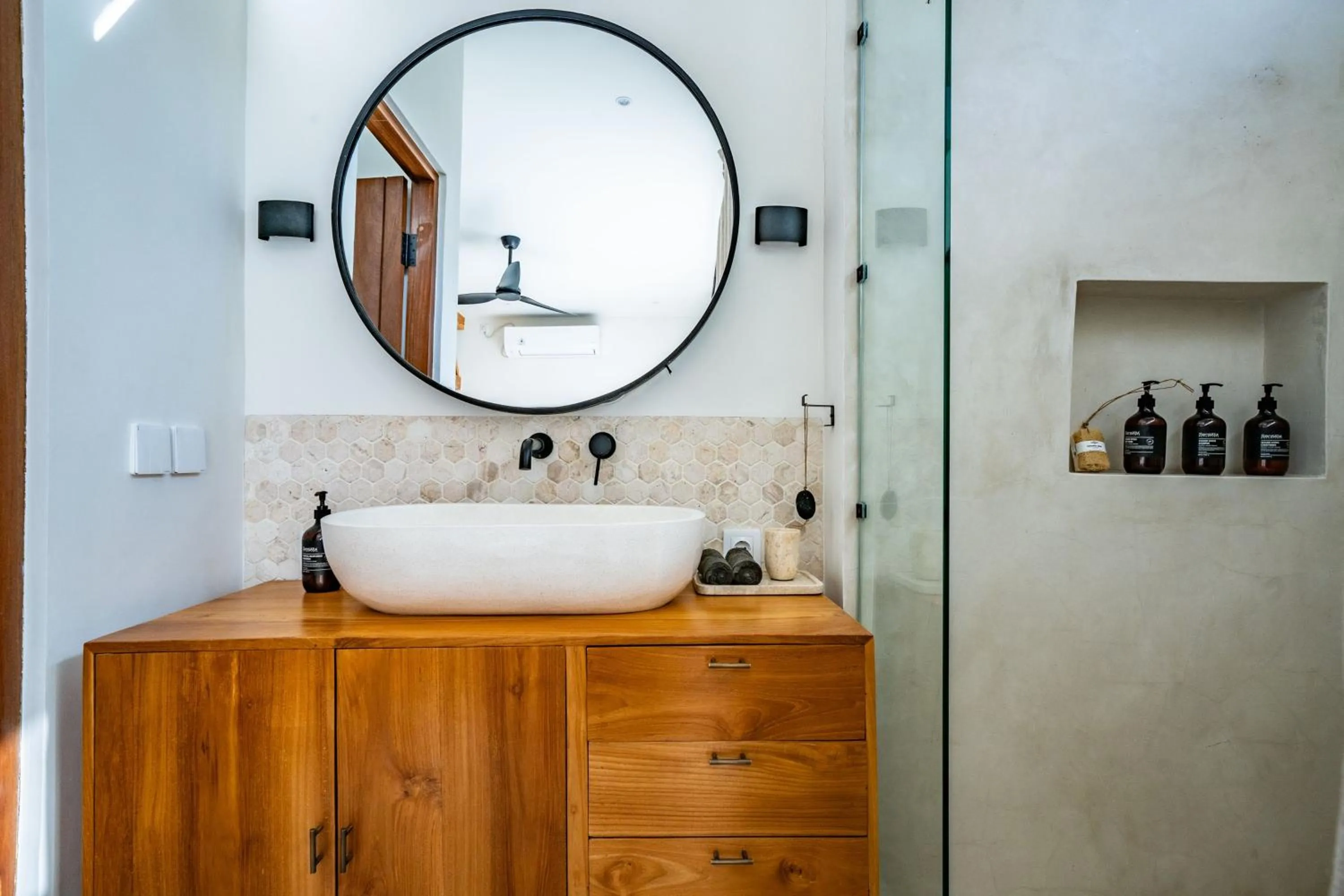 Bathroom in Casa Terra Uluwatu