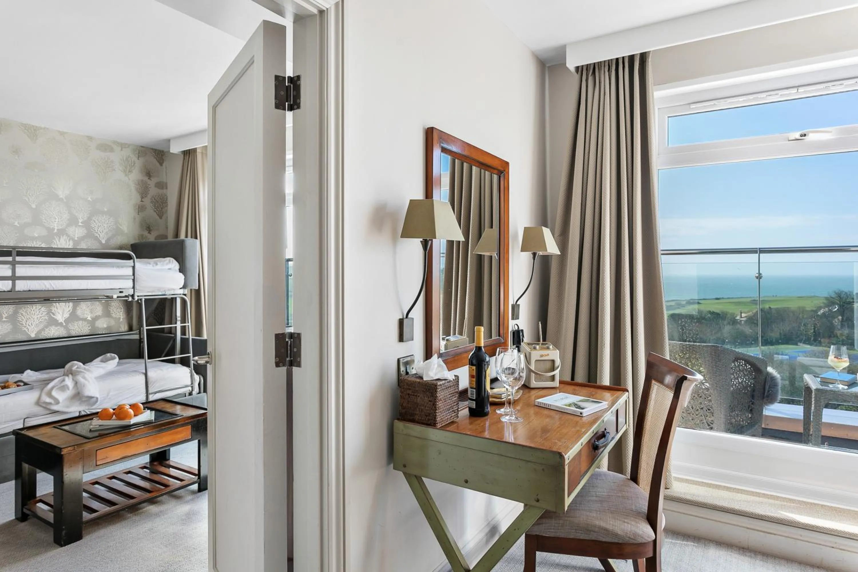 Bedroom, Bed in Thurlestone Hotel