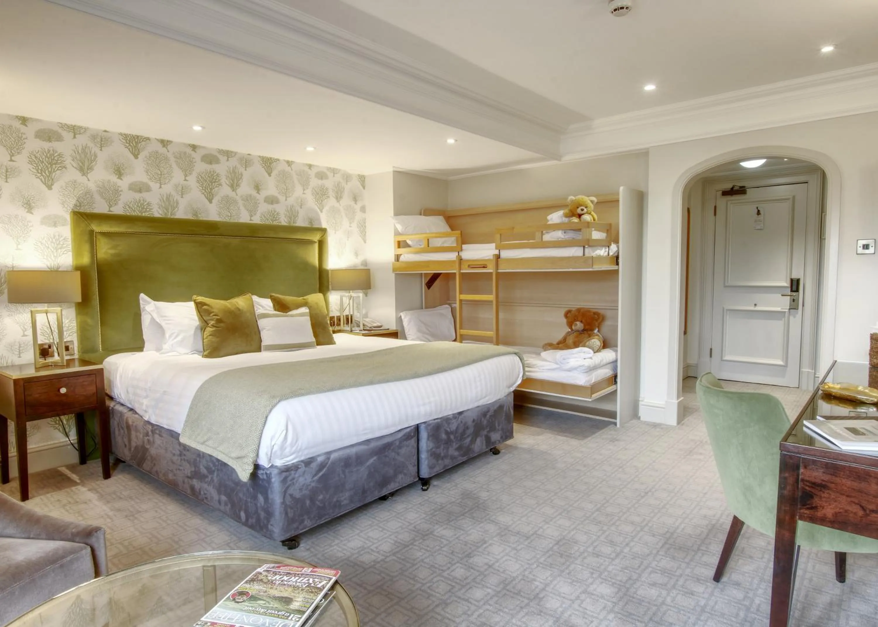 Bedroom, Bed in Thurlestone Hotel