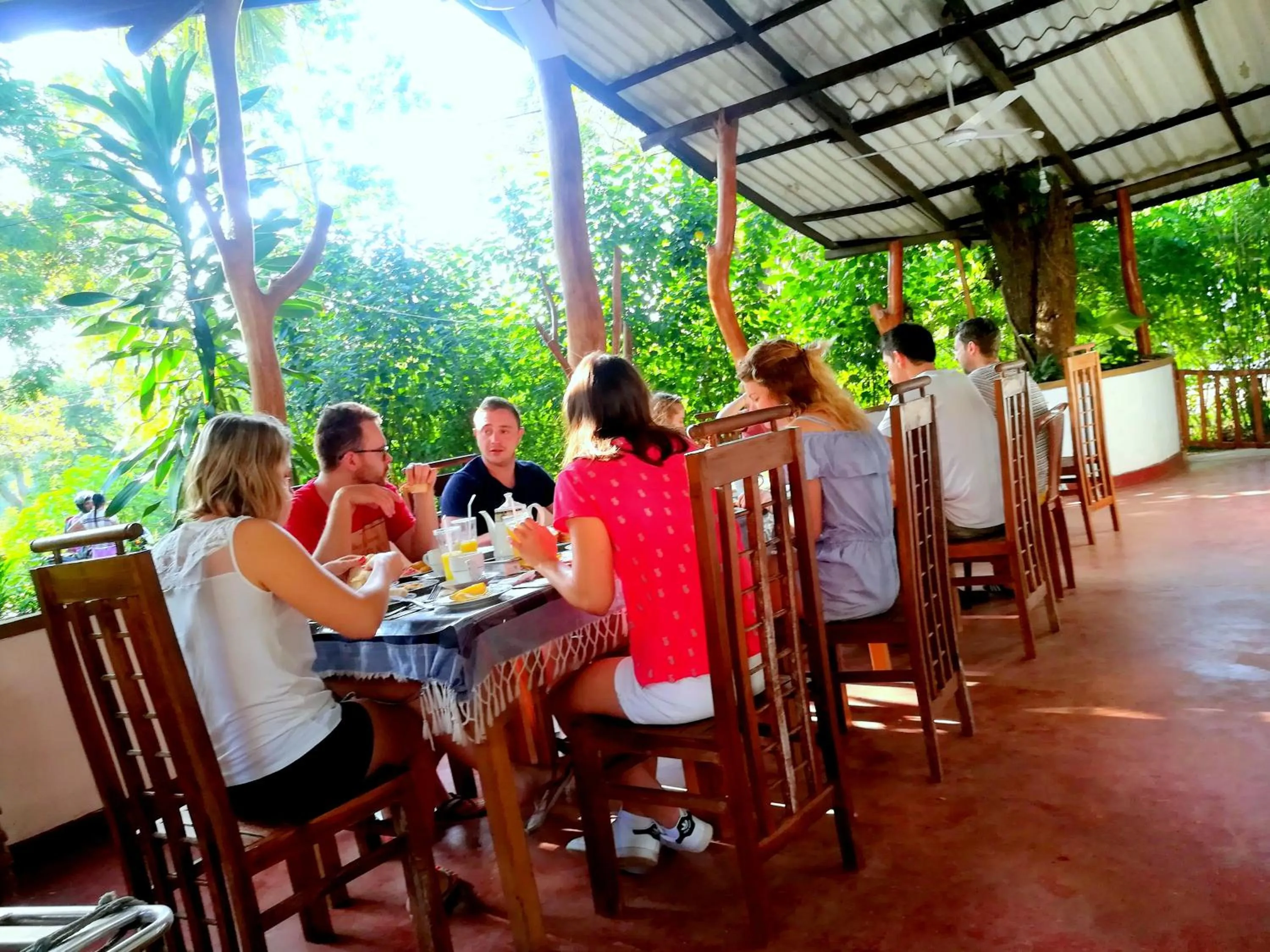 group of guests in Sisira Natural Lodge - Sigiriya