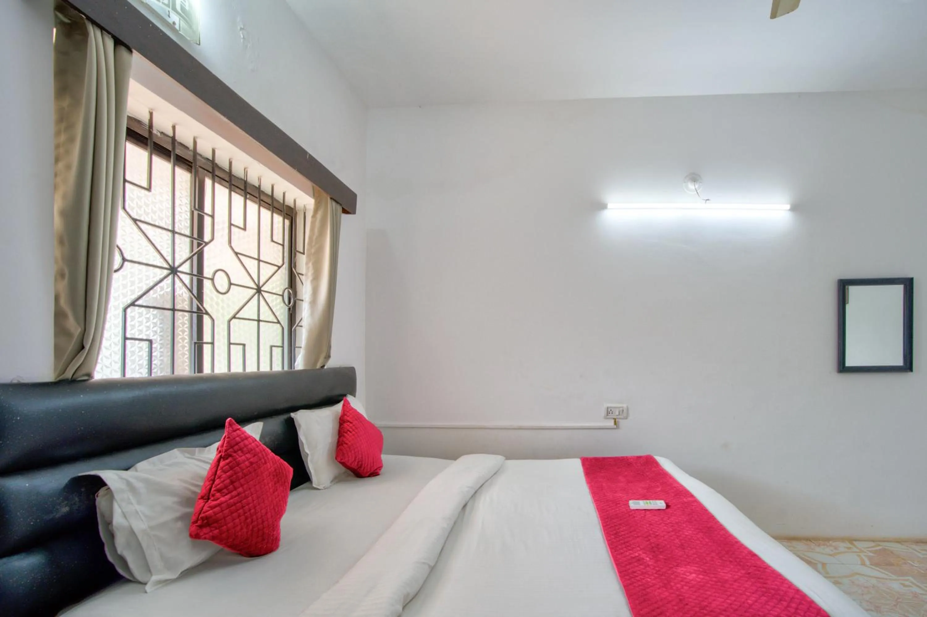 Bed in Swizel Nook Stay