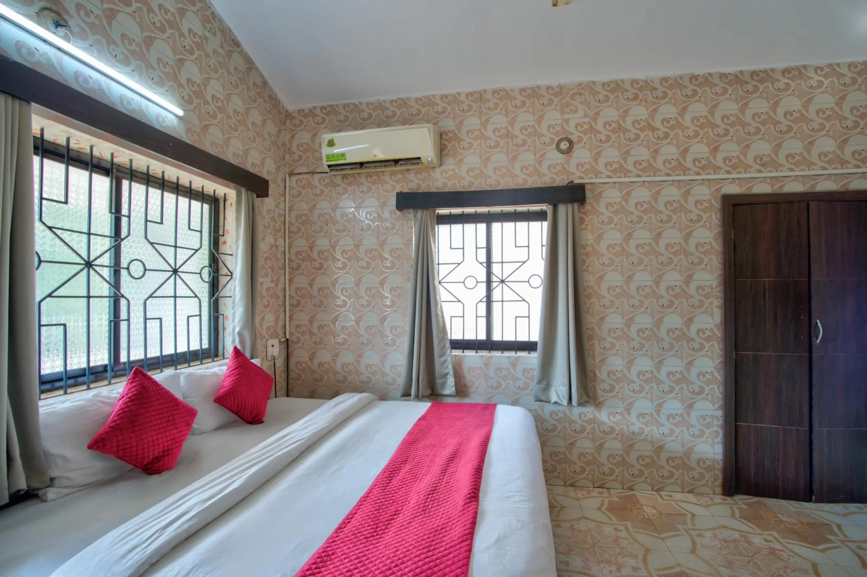 Bed in Swizel Nook Stay