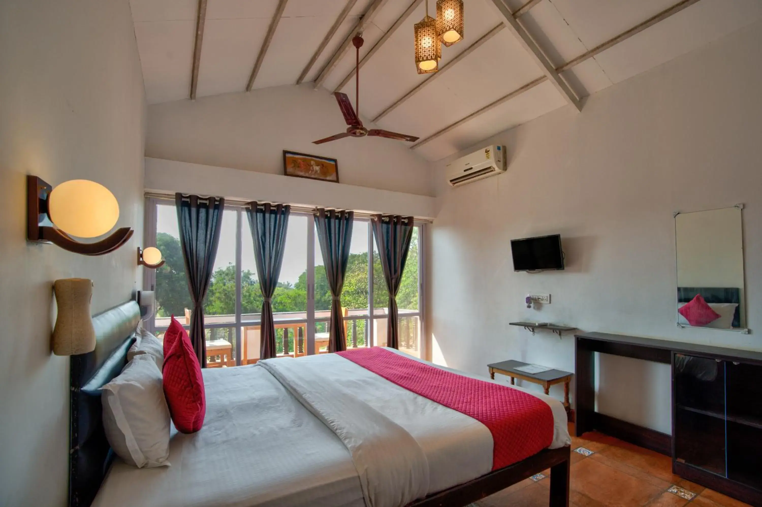 Deluxe Double Room with Balcony and Sea View in Swizel Nook Stay Deluxe Double Room with Balcony and Sea View in Swizel Nook Stay