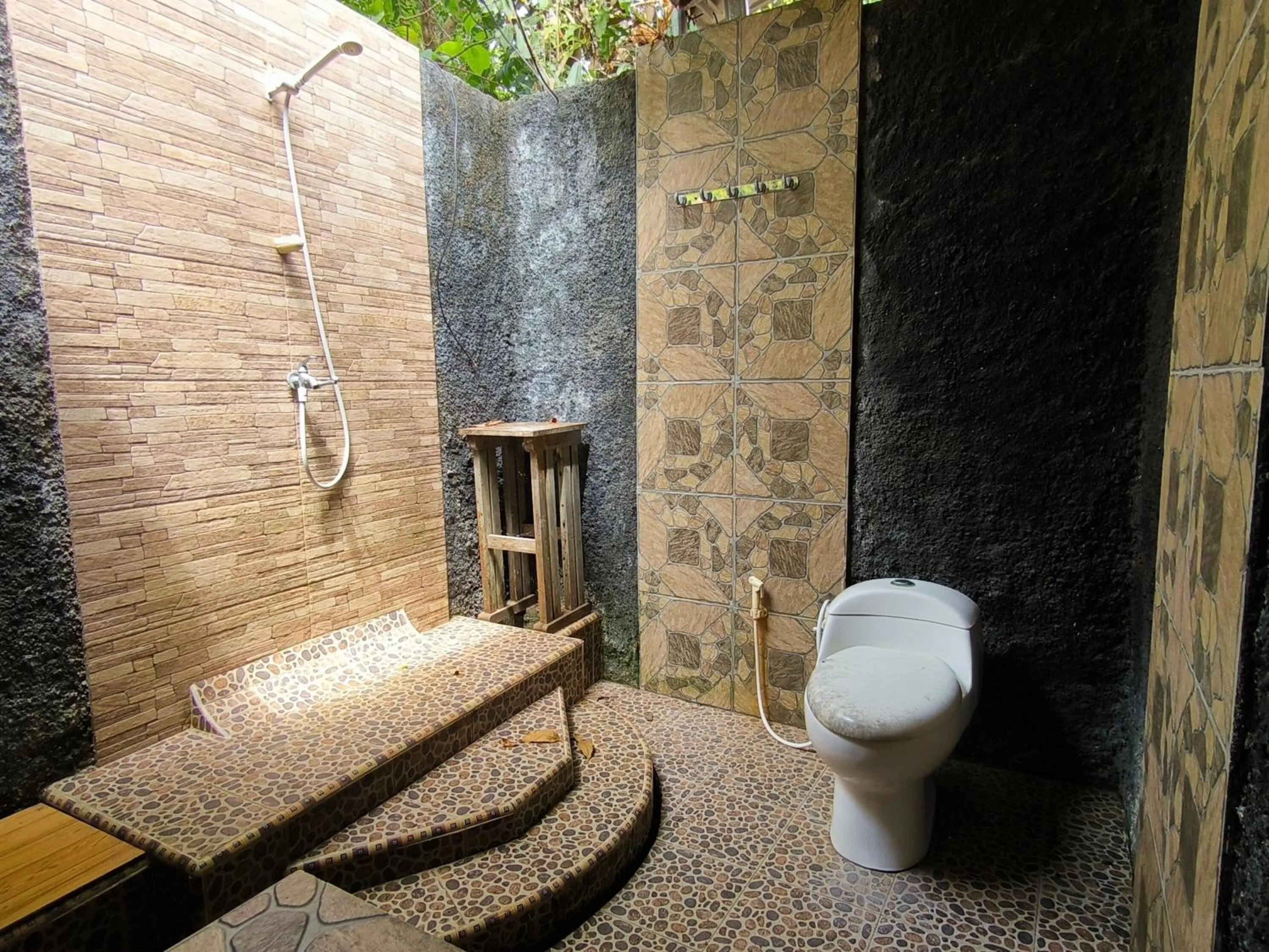 Sunrise Sea Hill Cottages