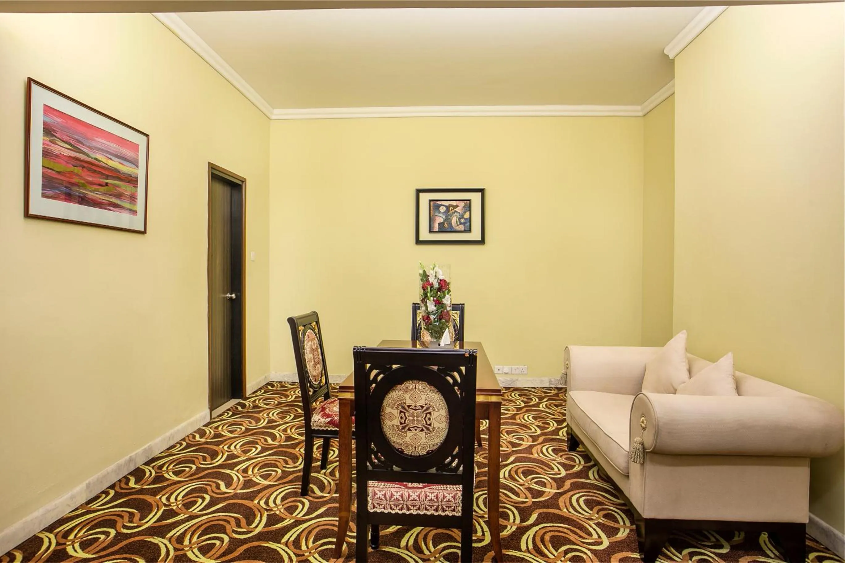 Dining area in Rose View Hotel