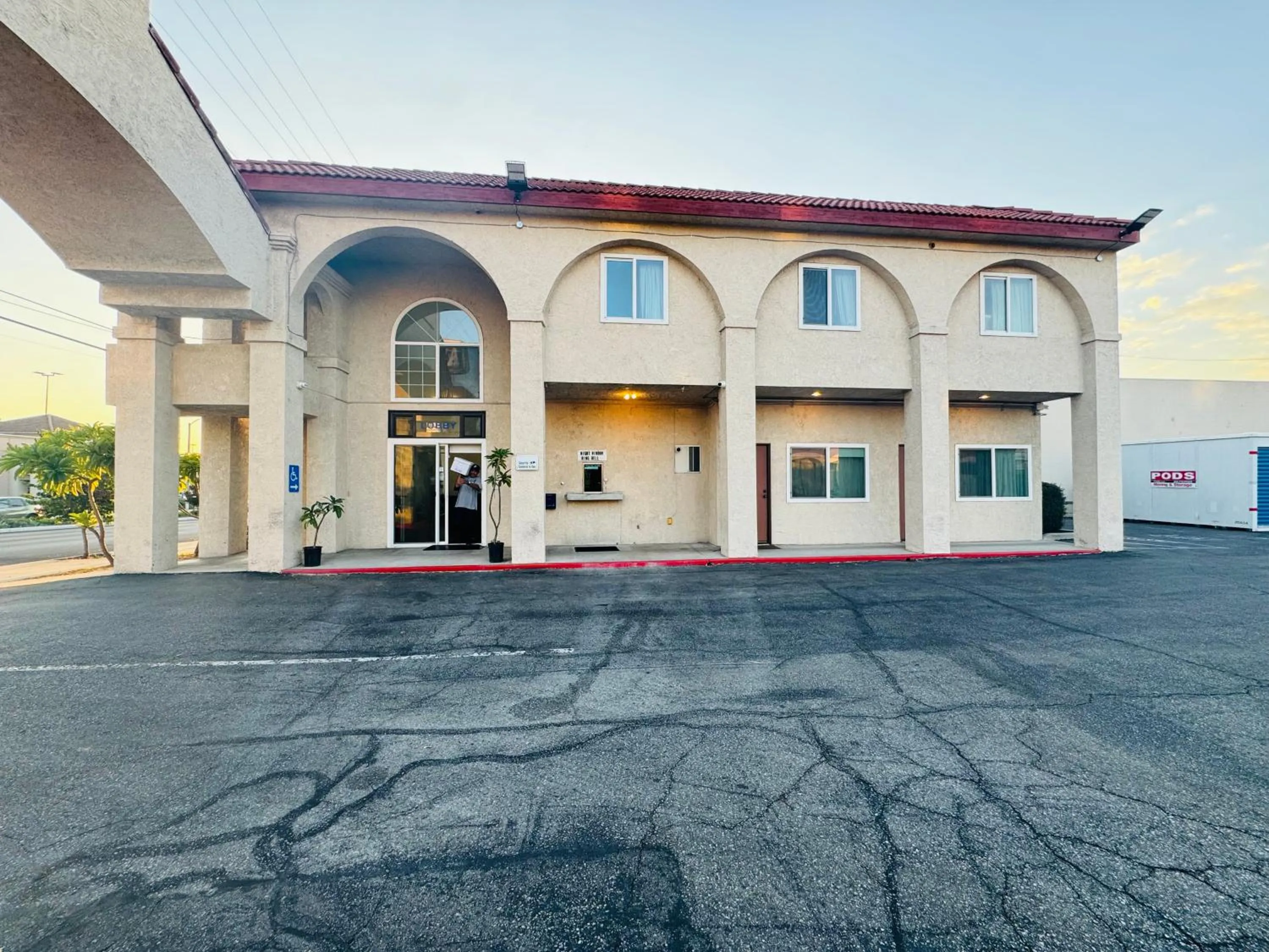 Casa Blanca Hotel - Azusa, Los Angeles