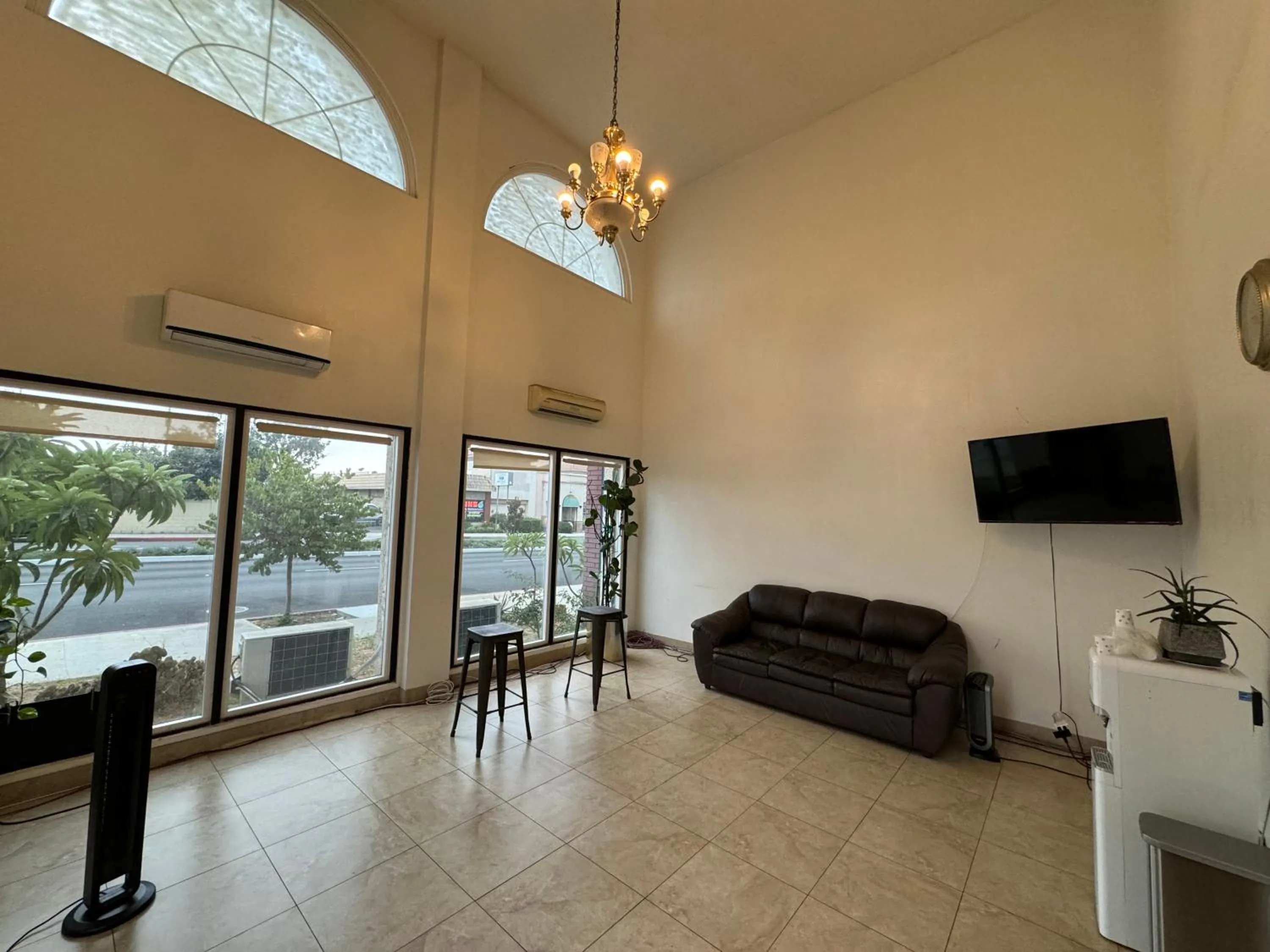 Casa Blanca Hotel - Azusa, Los Angeles