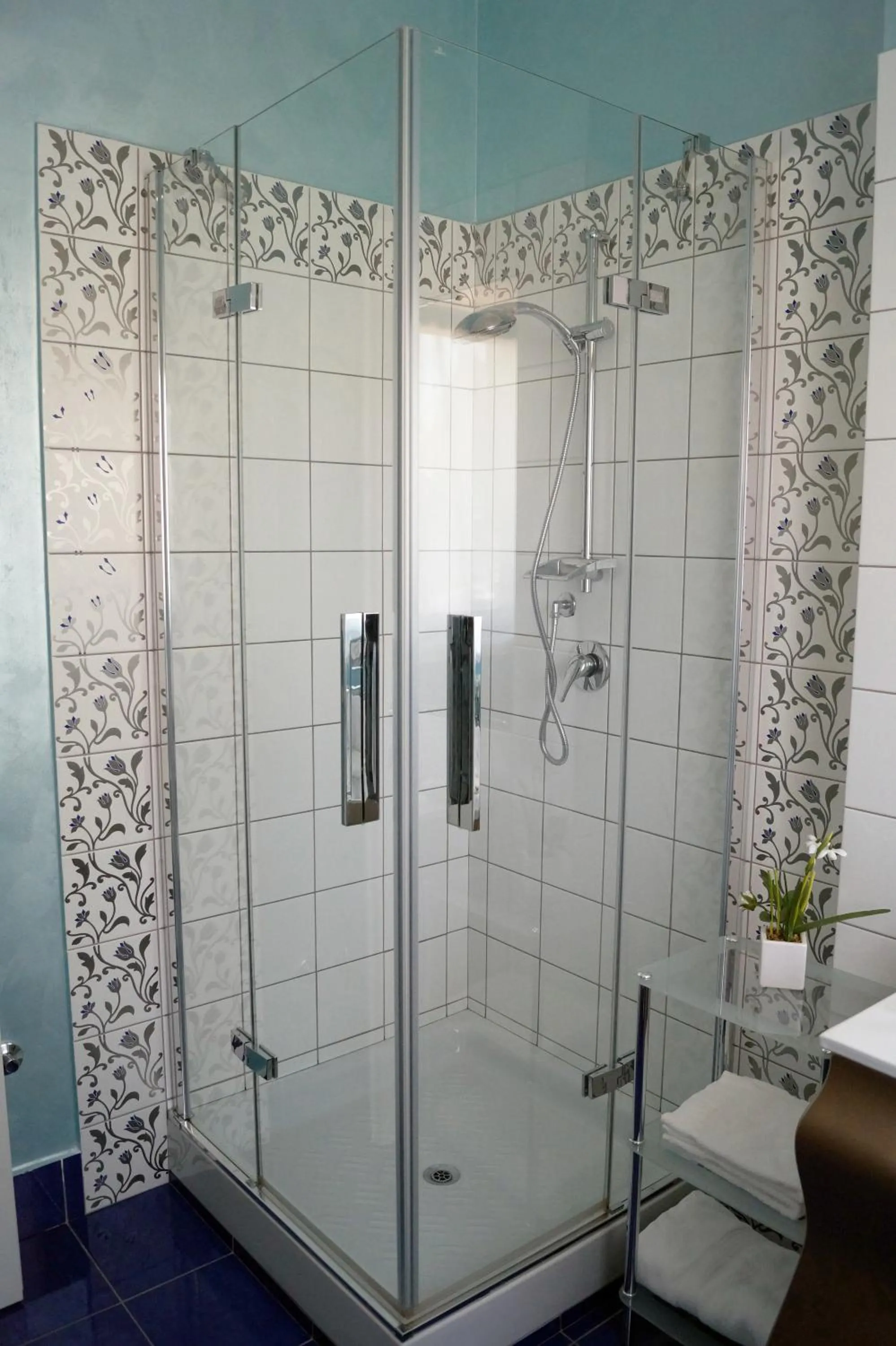 Bathroom in Baia Di Ognina