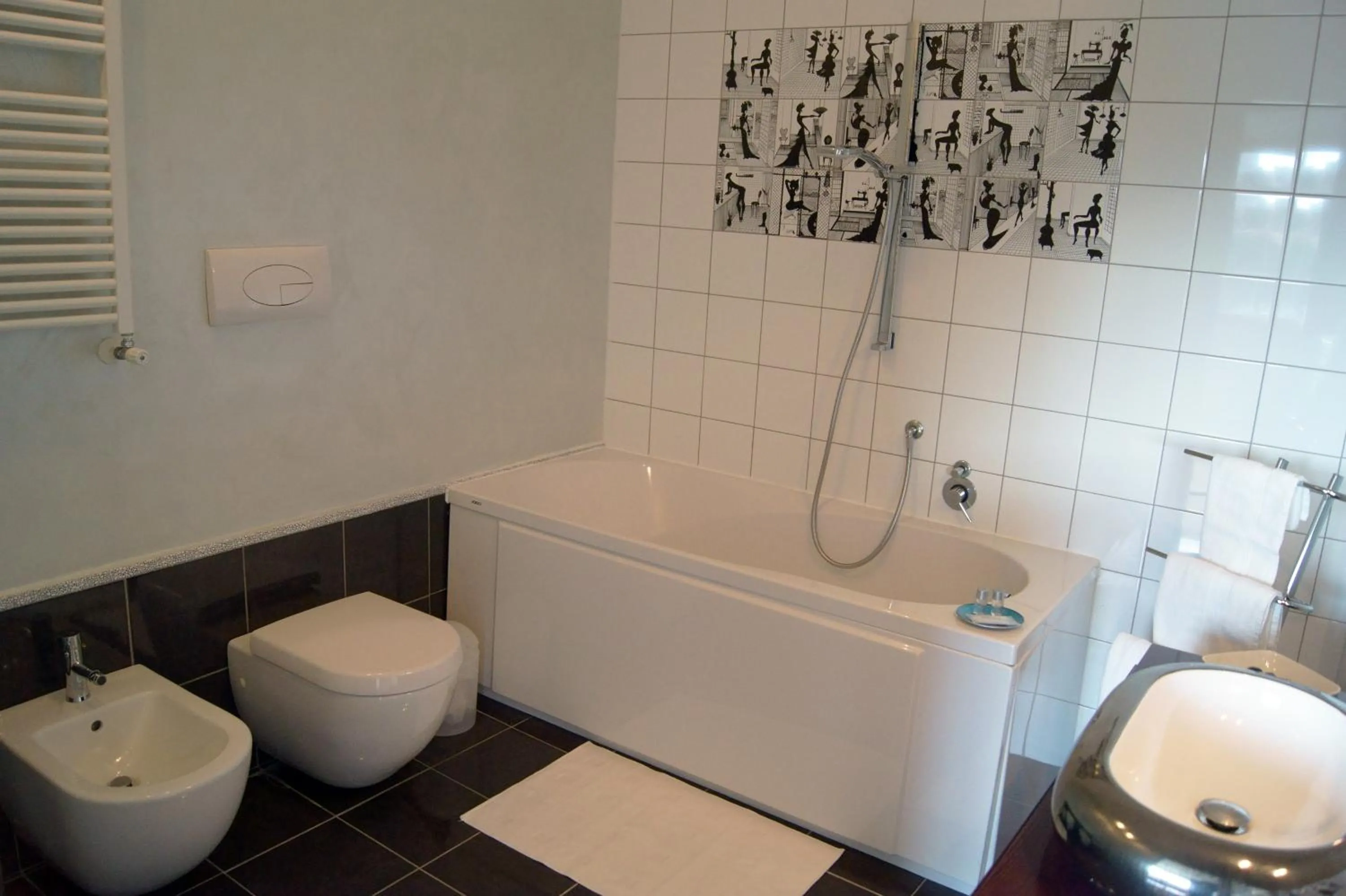 Bathroom in Baia Di Ognina