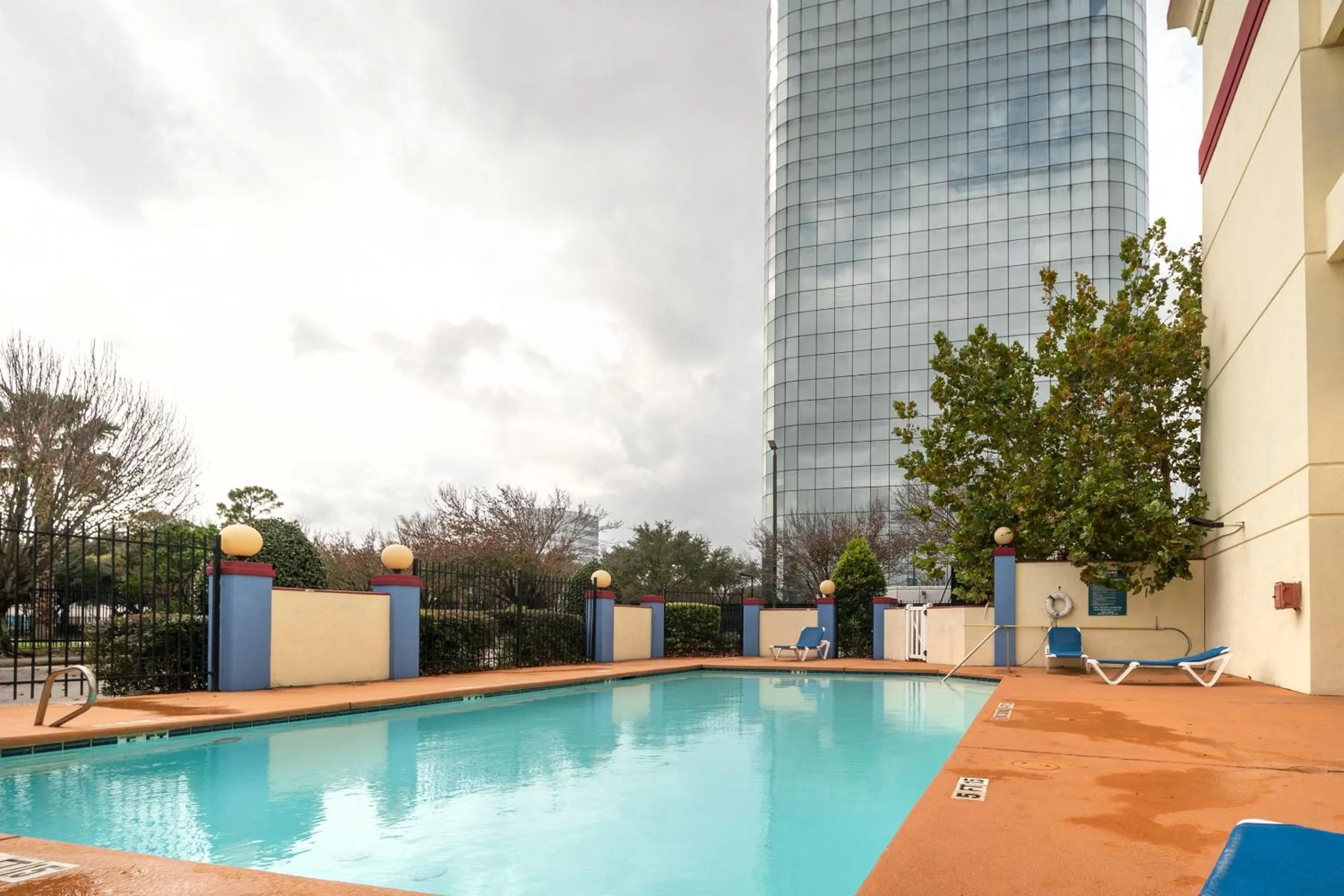 Swimming pool in OYO Townhouse Houston Airport North