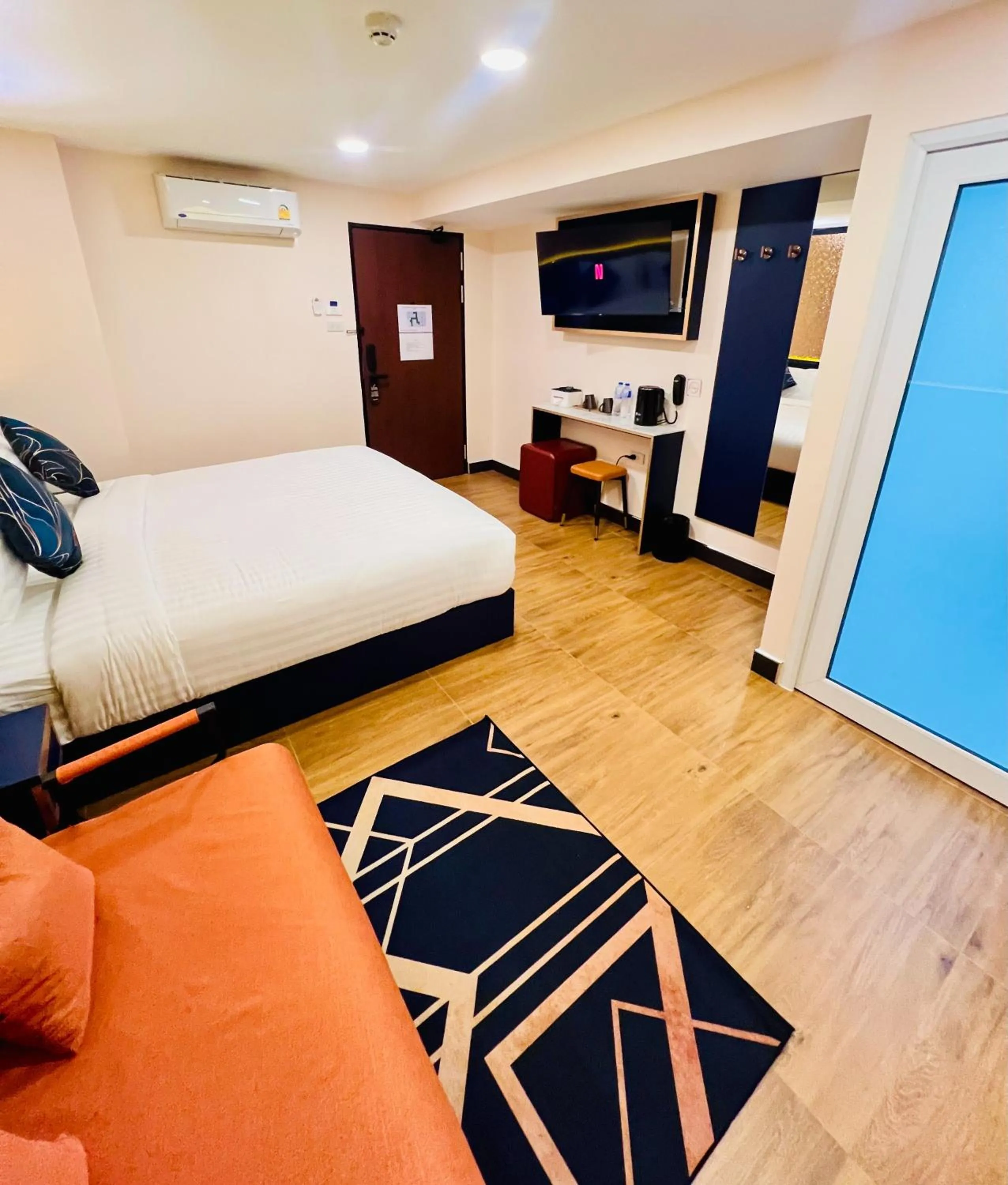 Bedroom, Bed in Emiri Hotel - Nana Bangkok