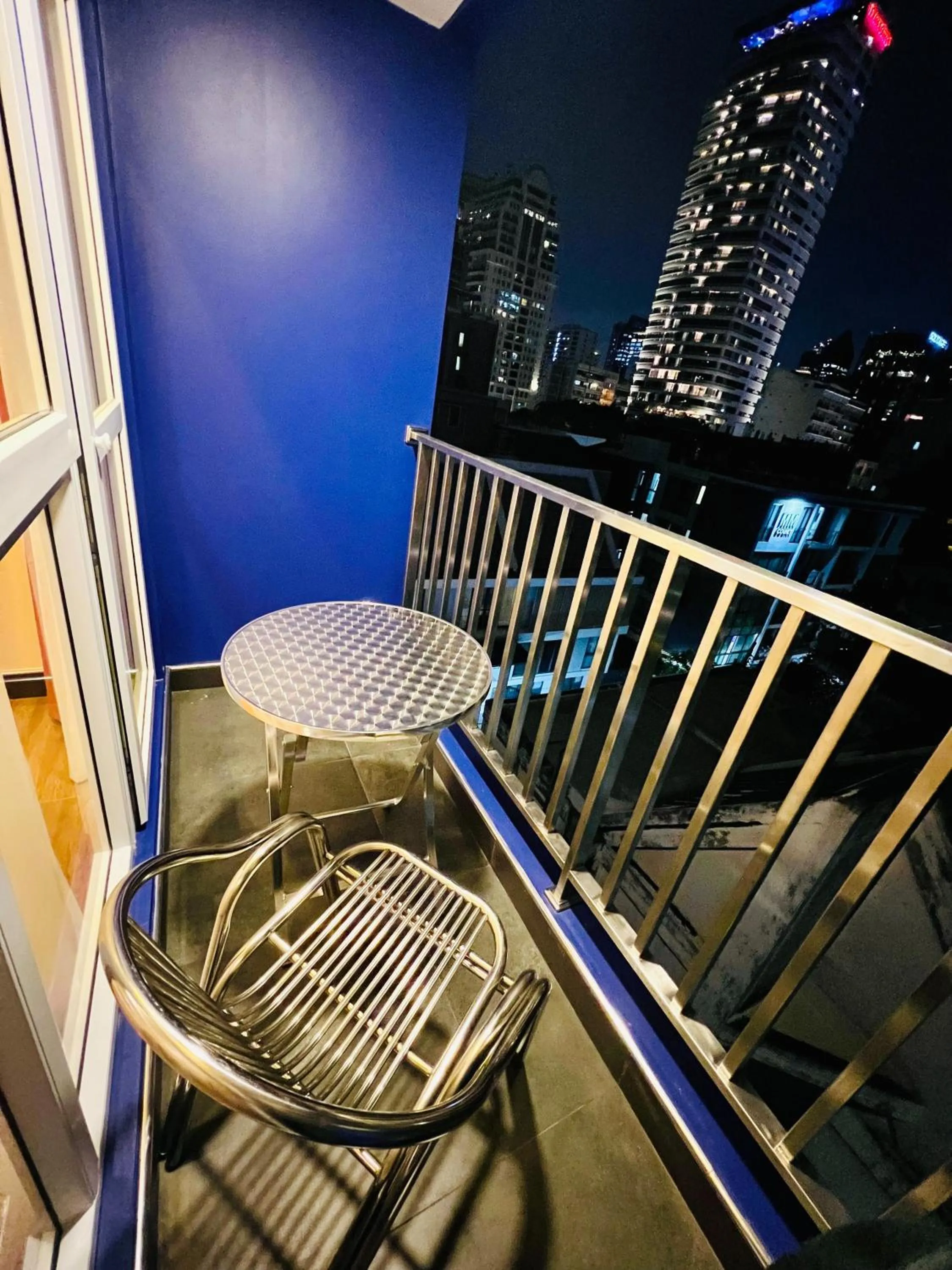 Balcony/Terrace in Emiri Hotel - Nana Bangkok