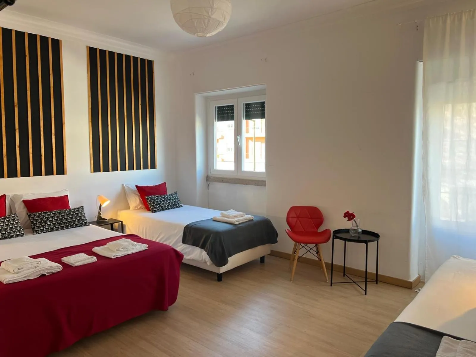 Photo of the whole room, Bed in Alvalade II Airport Guest House