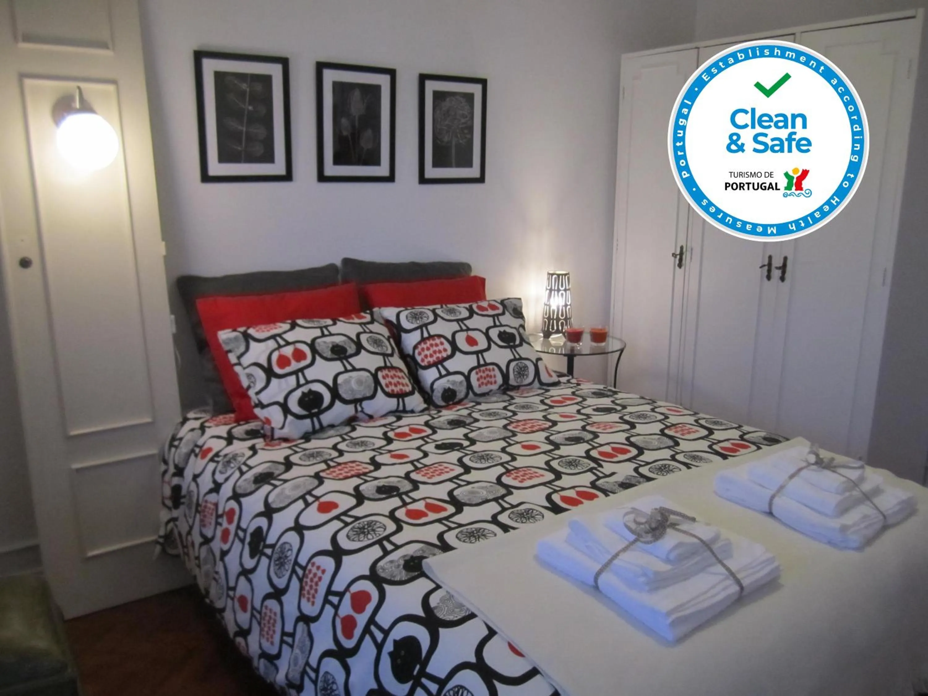 Bedroom, Bed in Alvalade II Airport Guest House