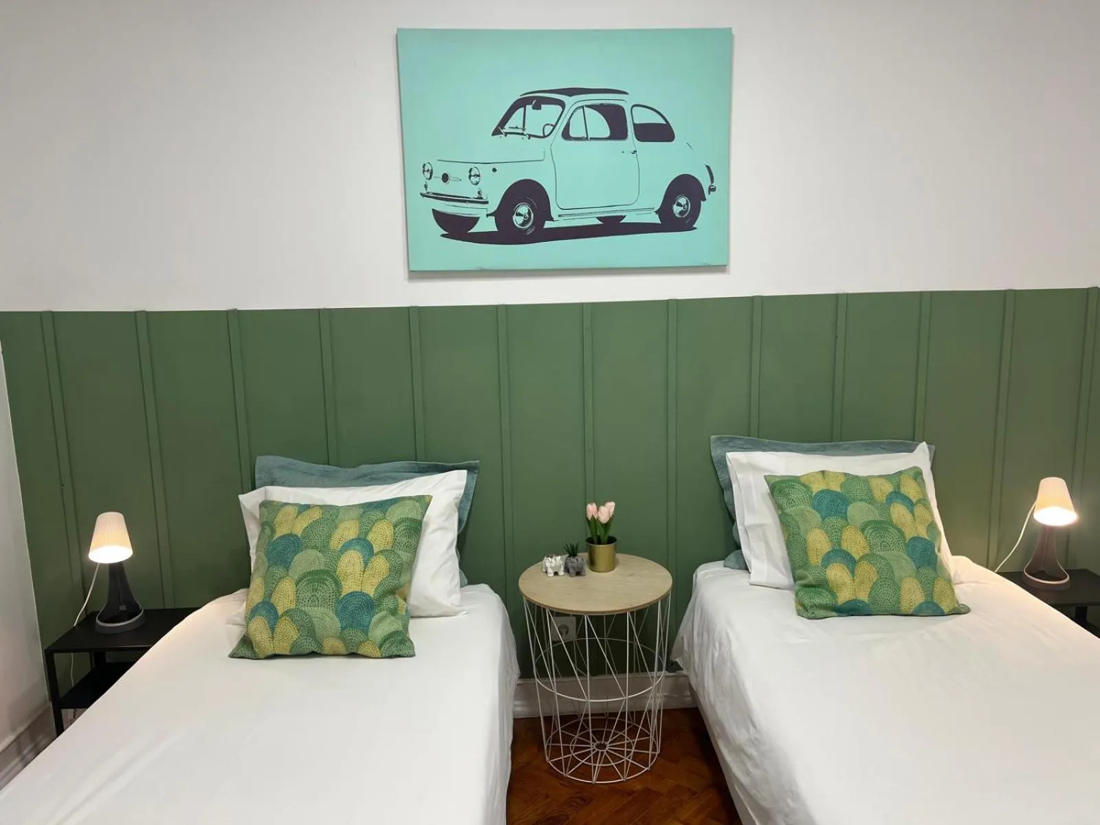 Bed in Alvalade II Airport Guest House