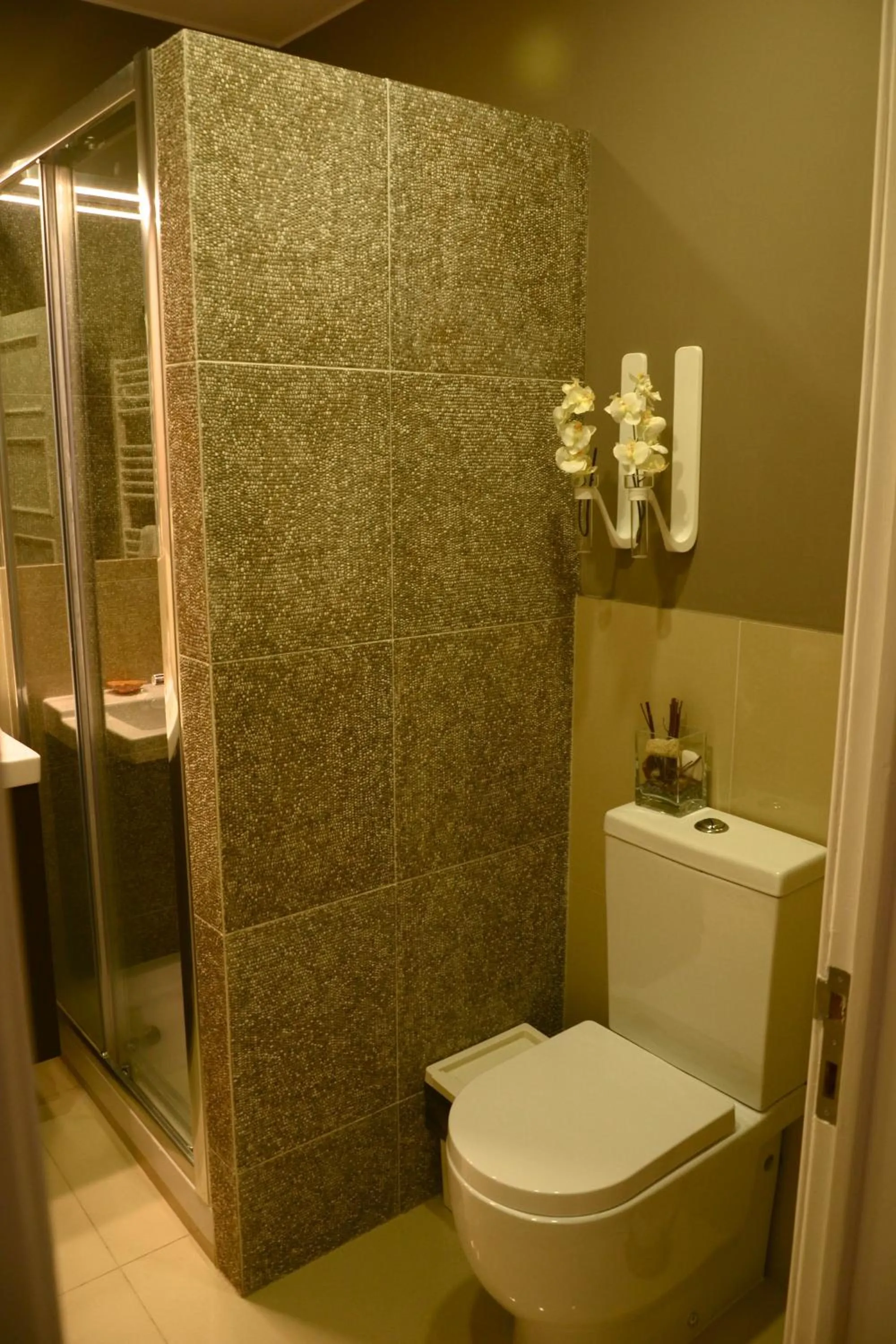 Bathroom in Alvalade II Airport Guest House