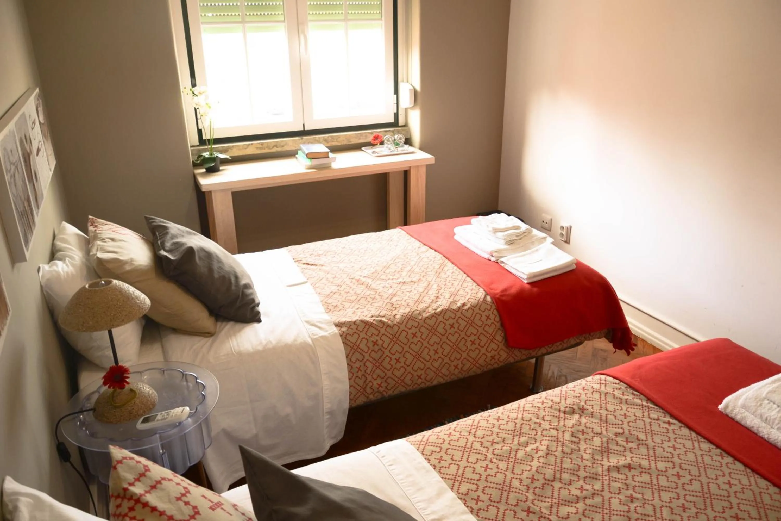 Bedroom, Bed in Alvalade II Airport Guest House