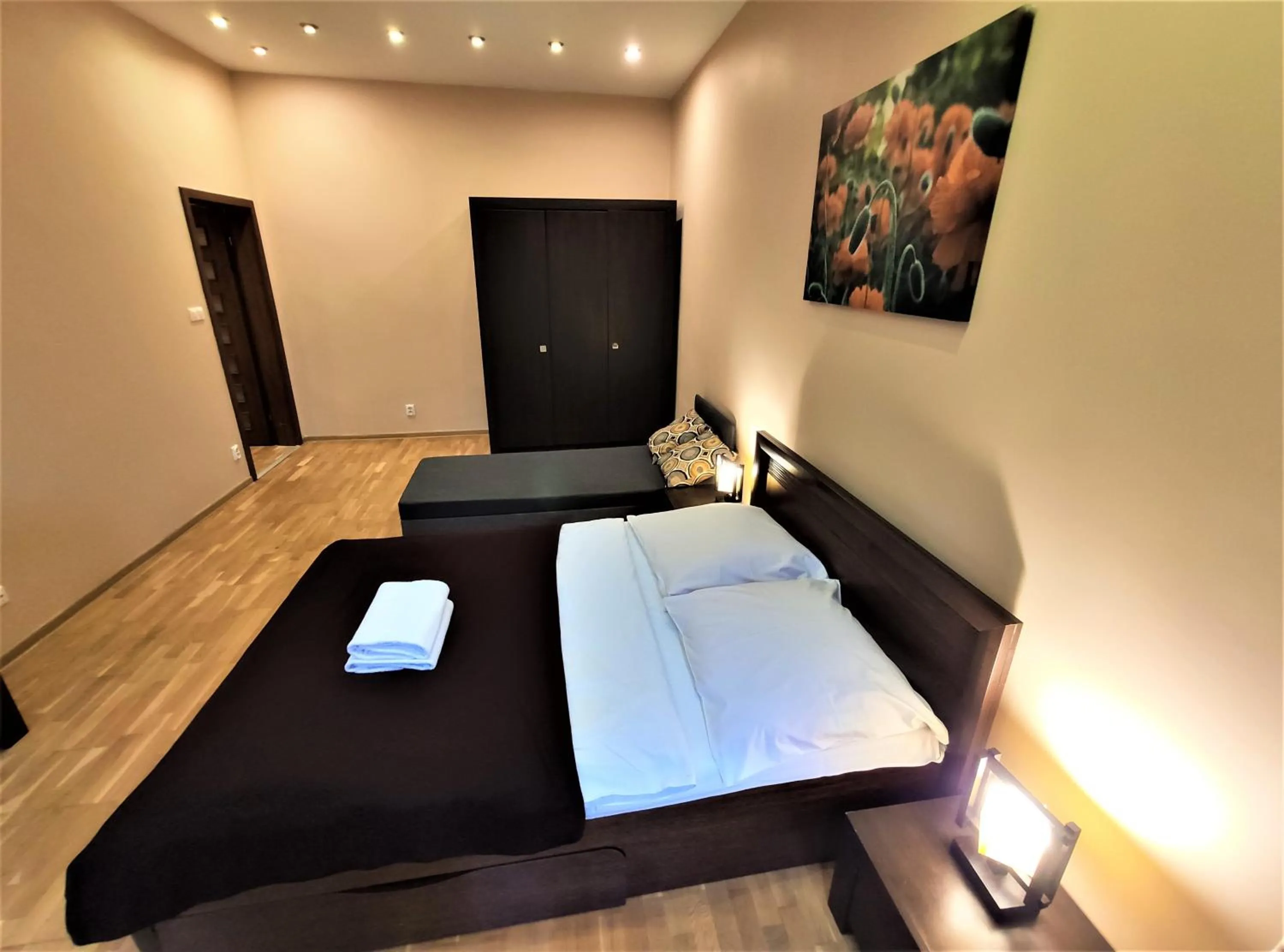 Bedroom, Bed in Abak Krakow Apartment
