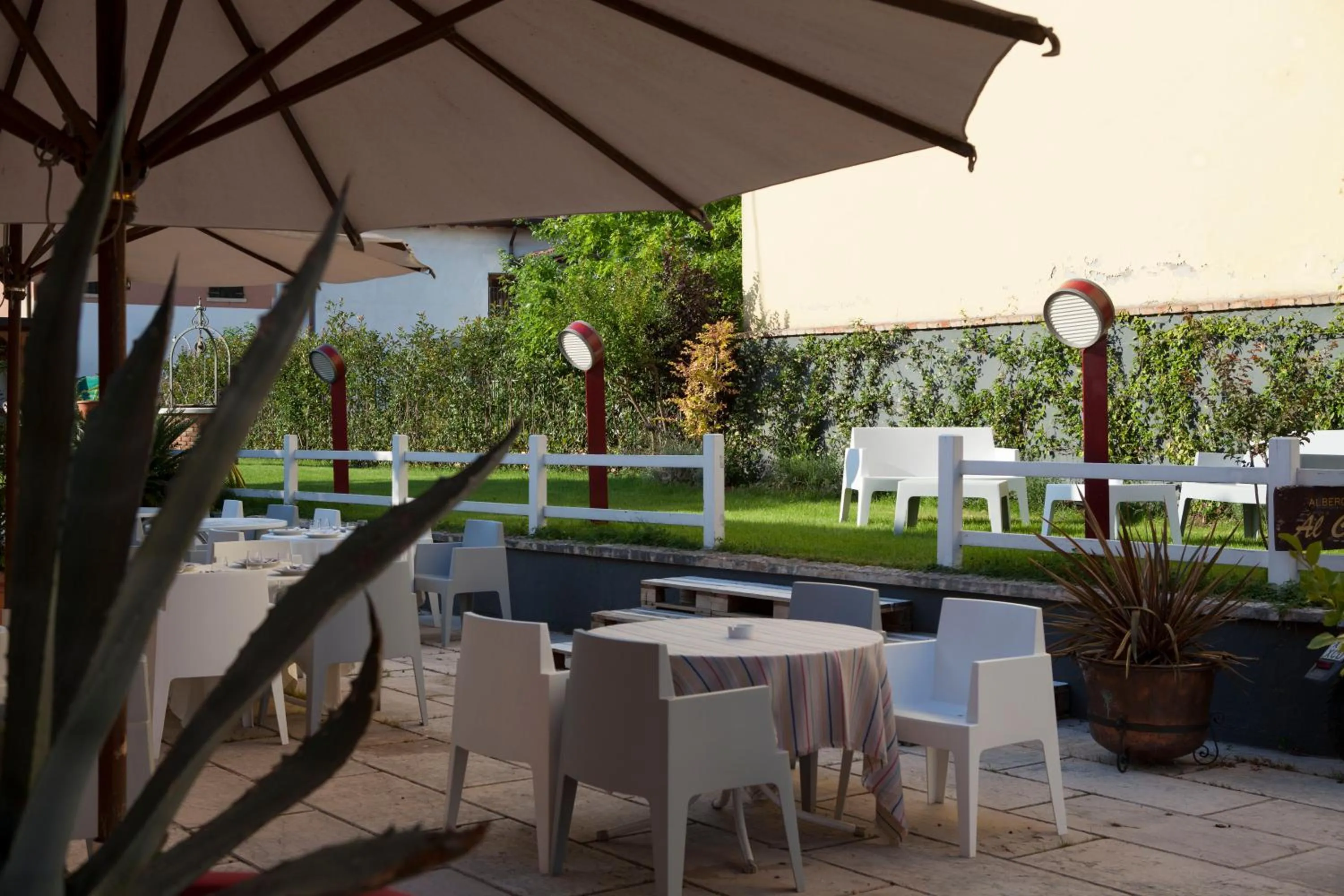 Property building in Albergo Al Cacciatore Tortellinando