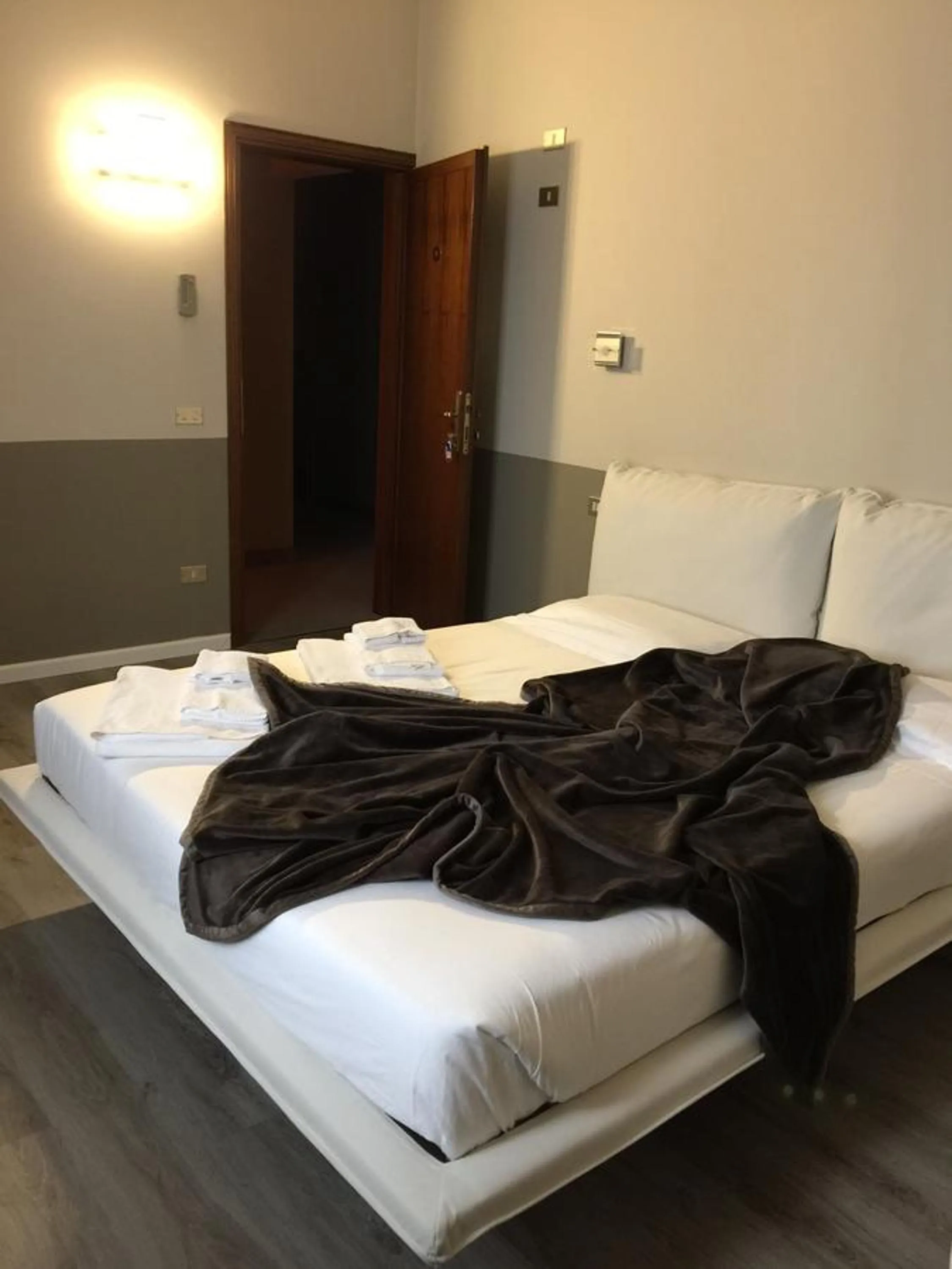 Photo of the whole room in Albergo Al Cacciatore Tortellinando