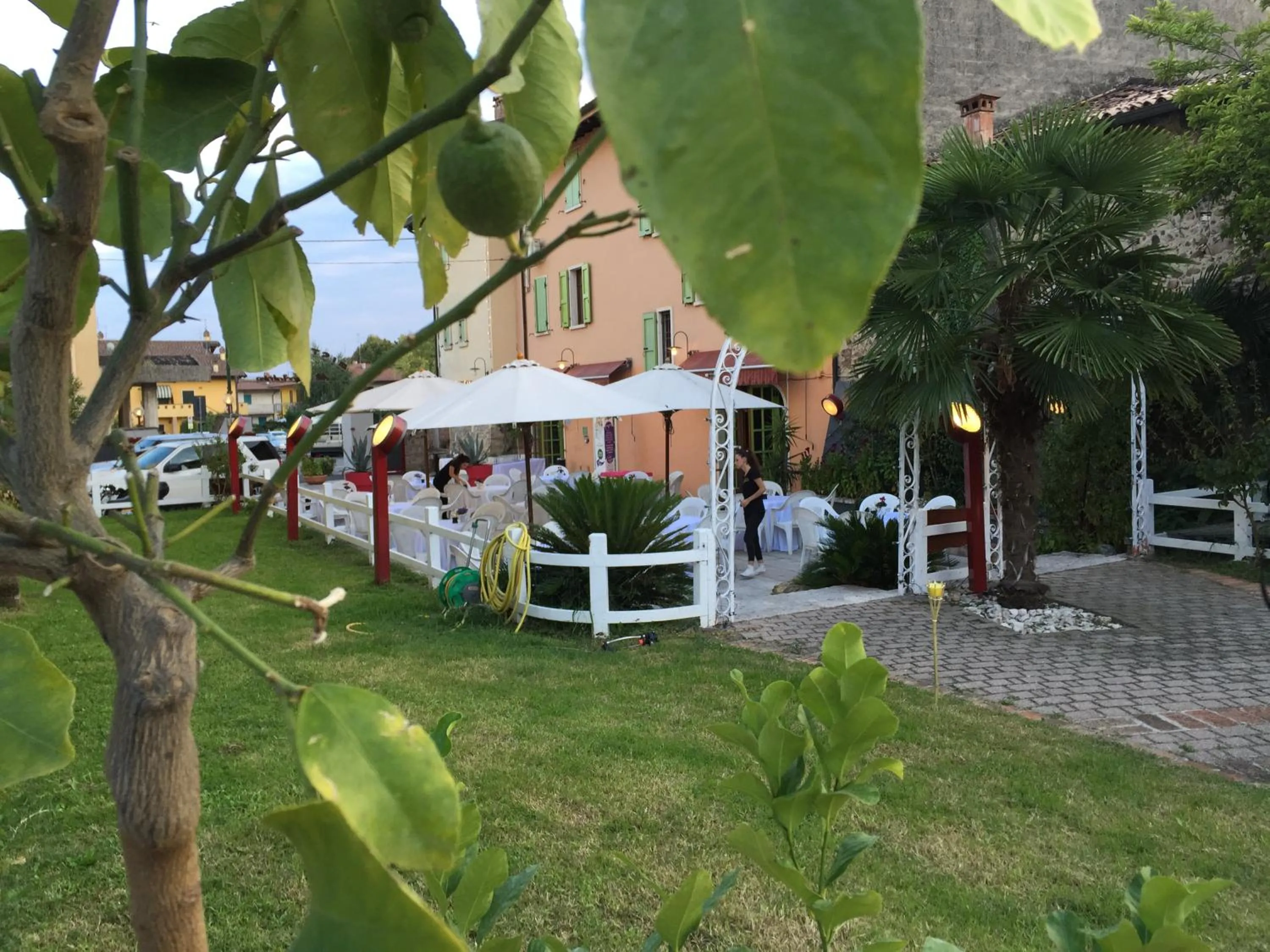 Garden in Albergo Al Cacciatore Tortellinando