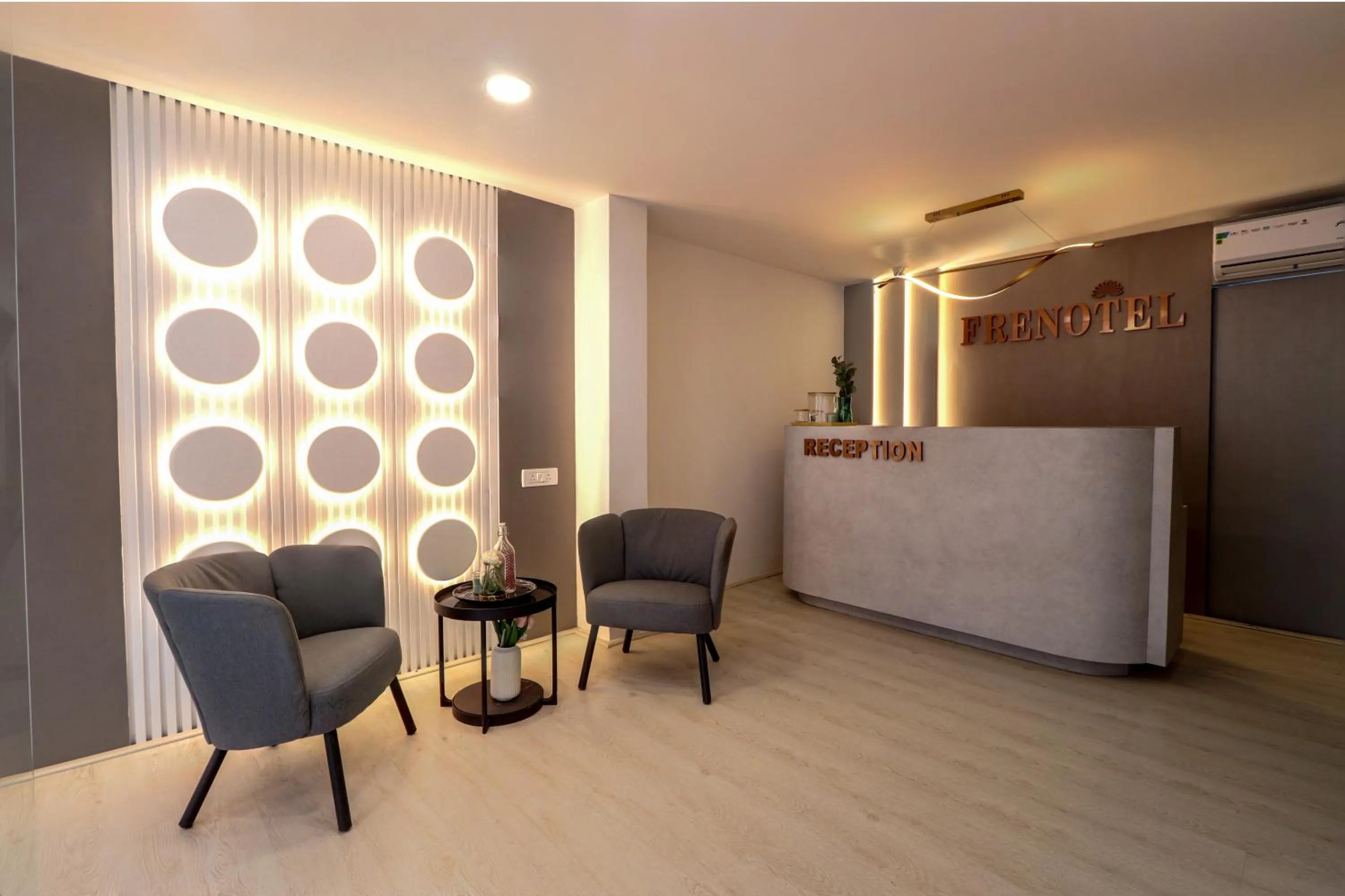 Lobby or reception in Frenotel