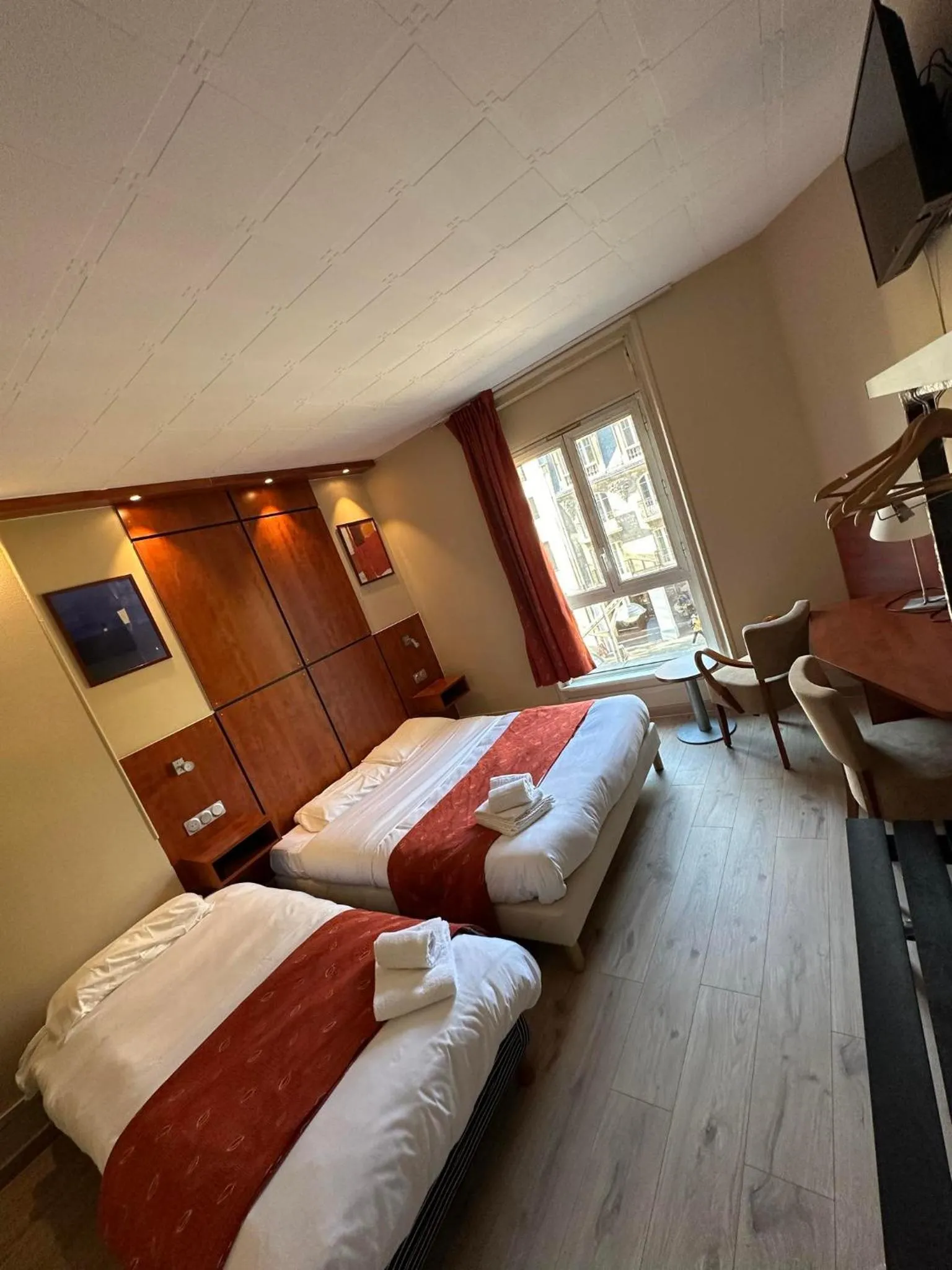 Bed in Hôtel Victoria