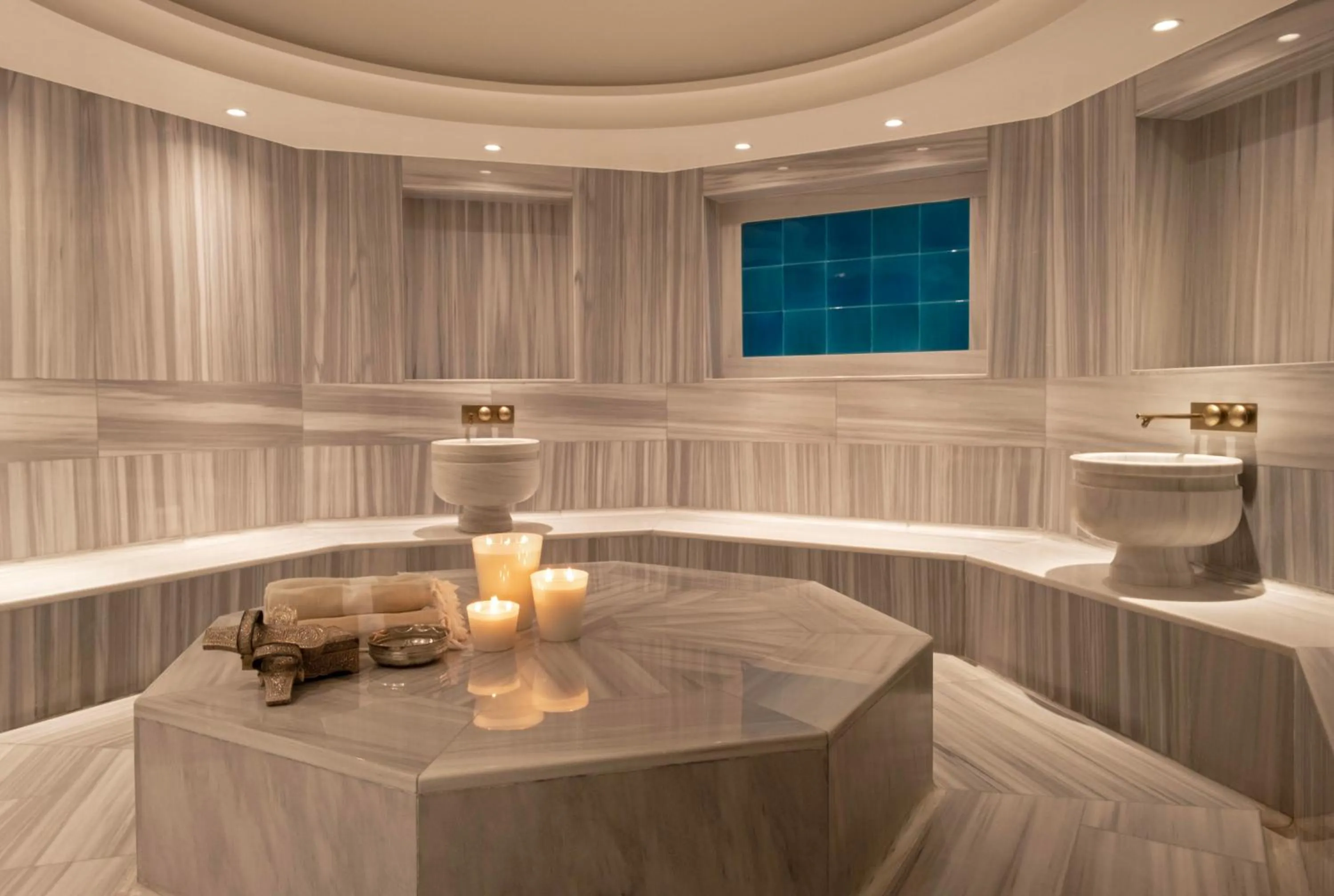 Public Bath in Vakko Hotel Sumahan Bosphorus