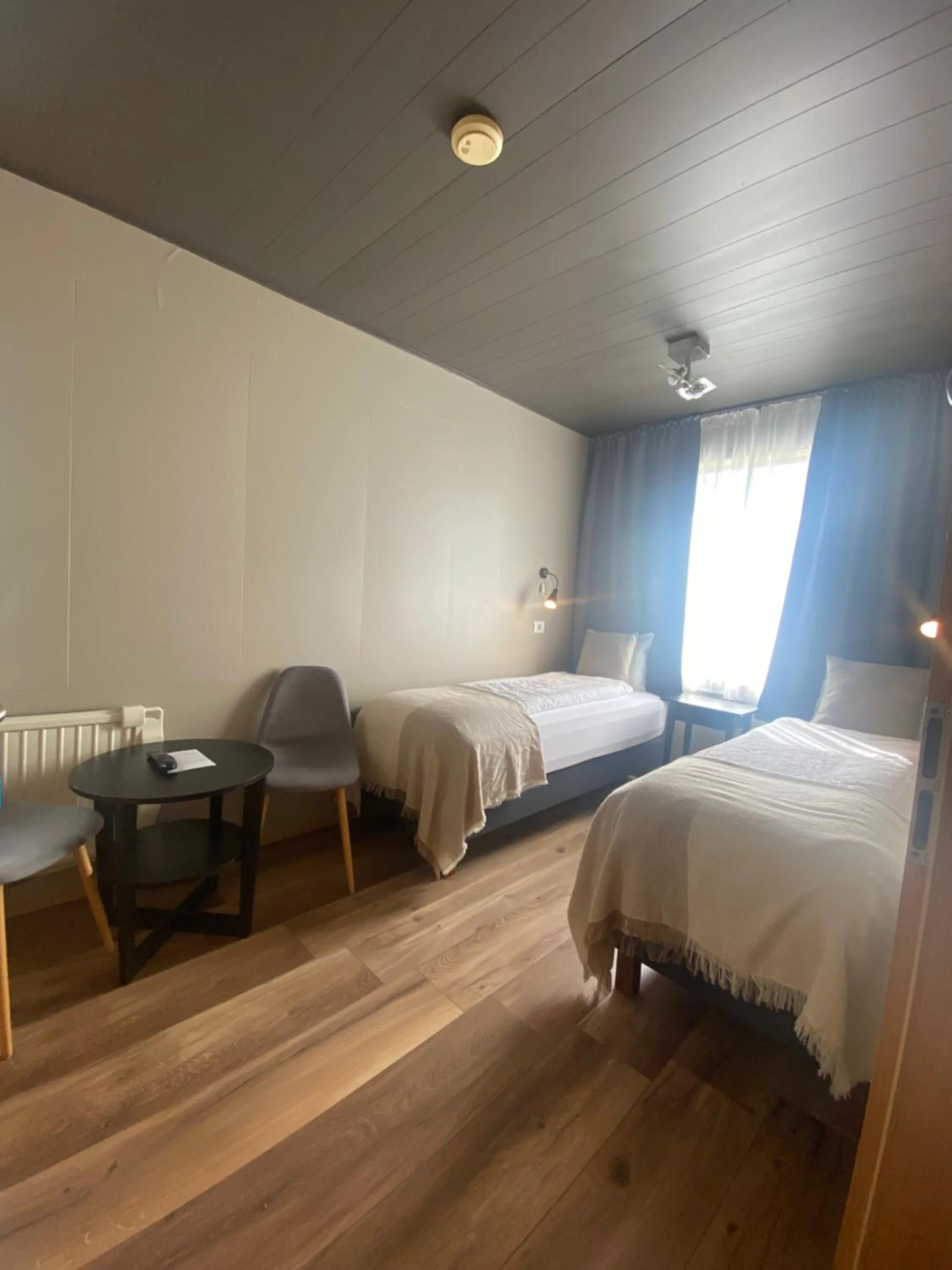 Bed in North West Restaurant & Guesthouse