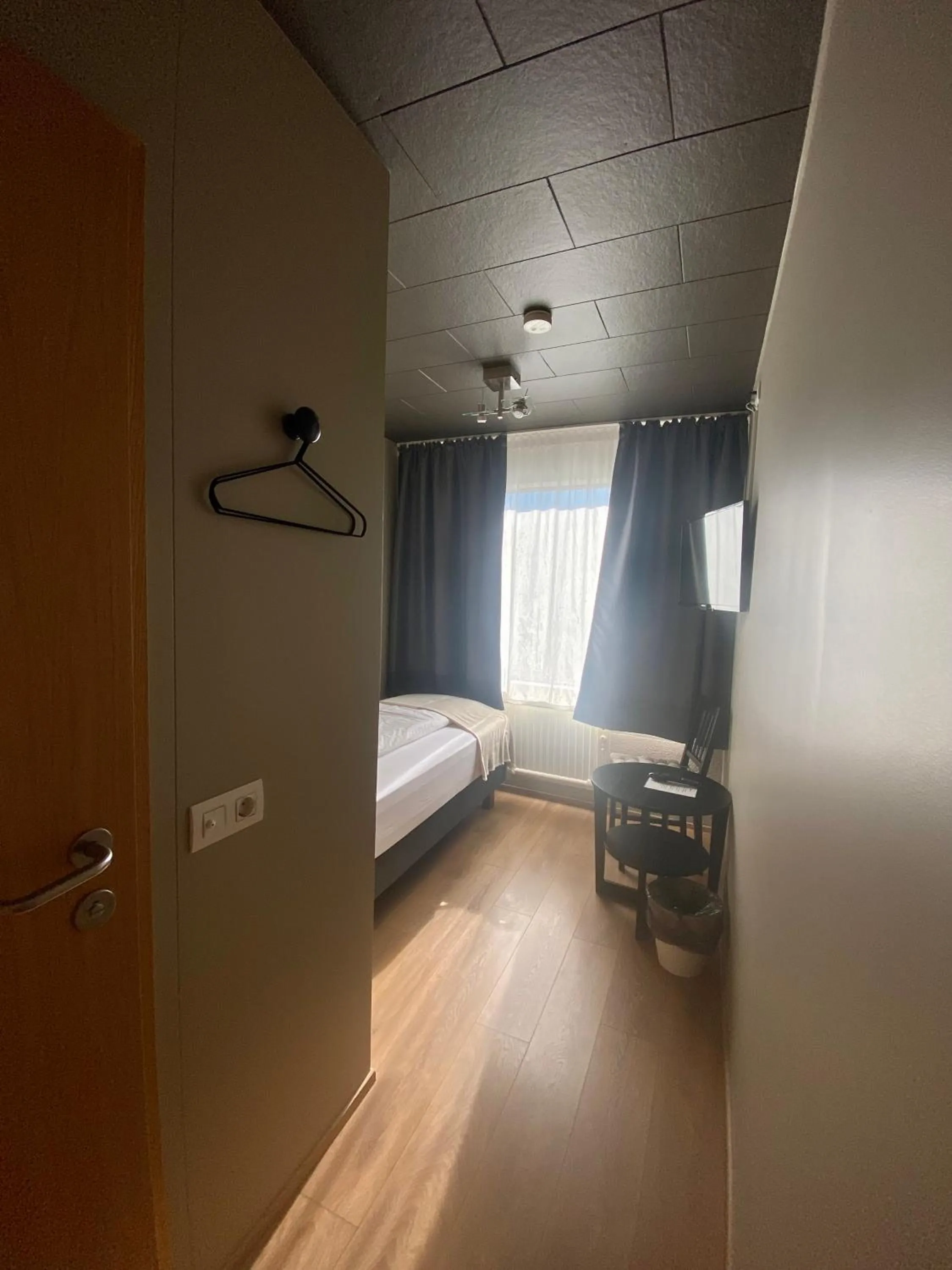 Bed in North West Restaurant & Guesthouse