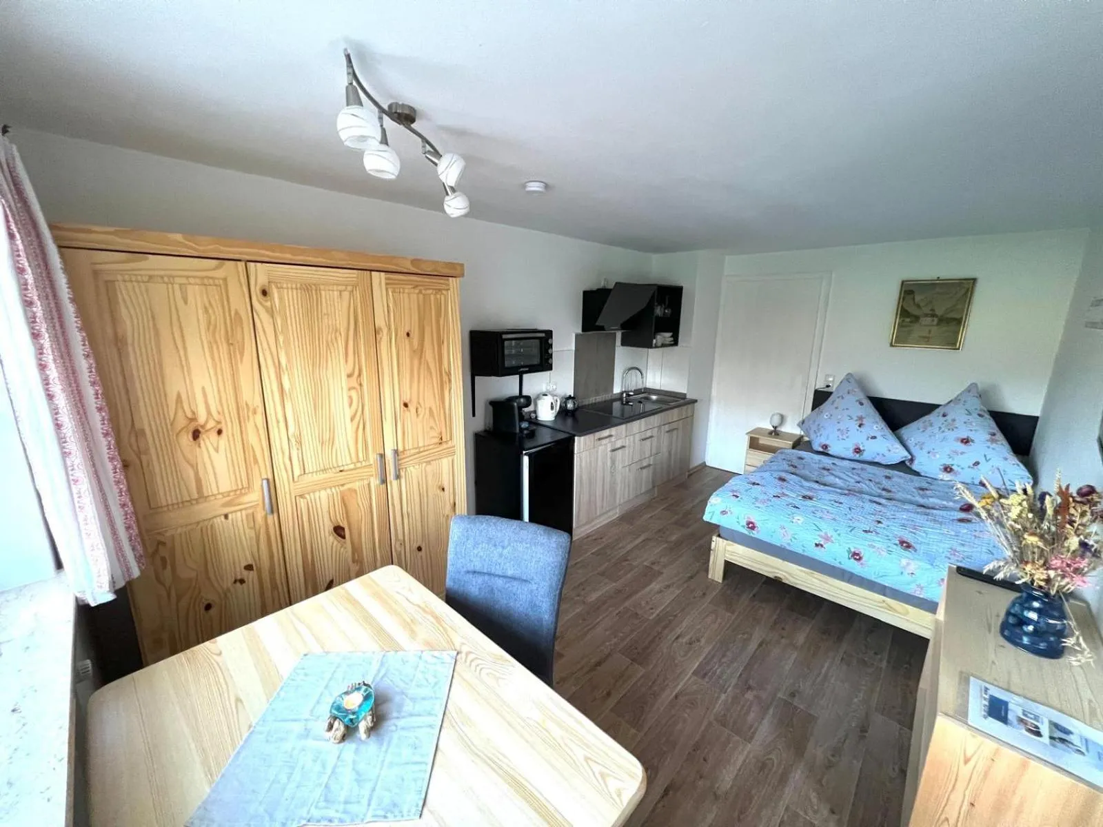 Photo of the whole room, Bed in Apartment Rothenlehen