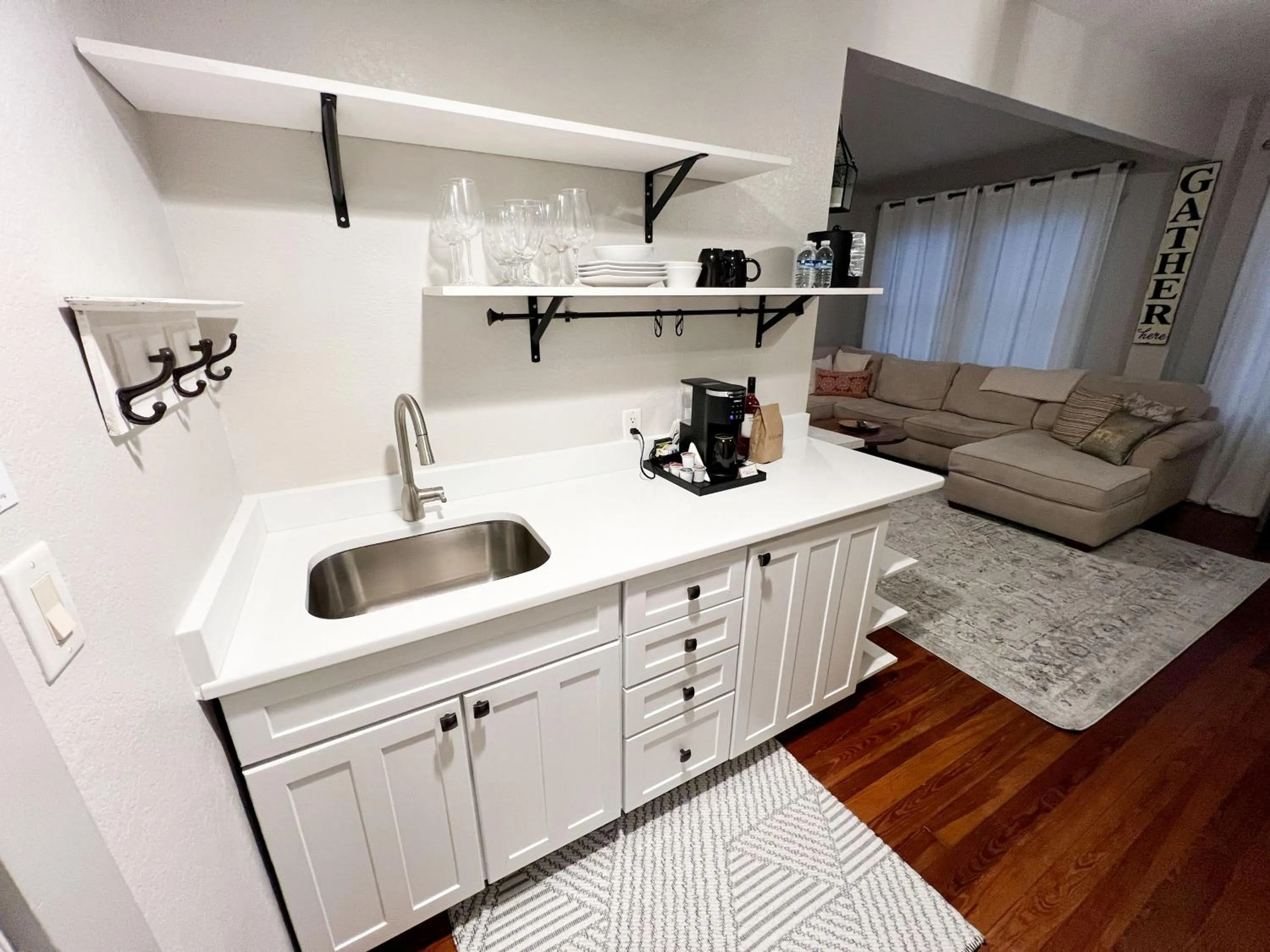 Kitchen or kitchenette in Artisan Downtown