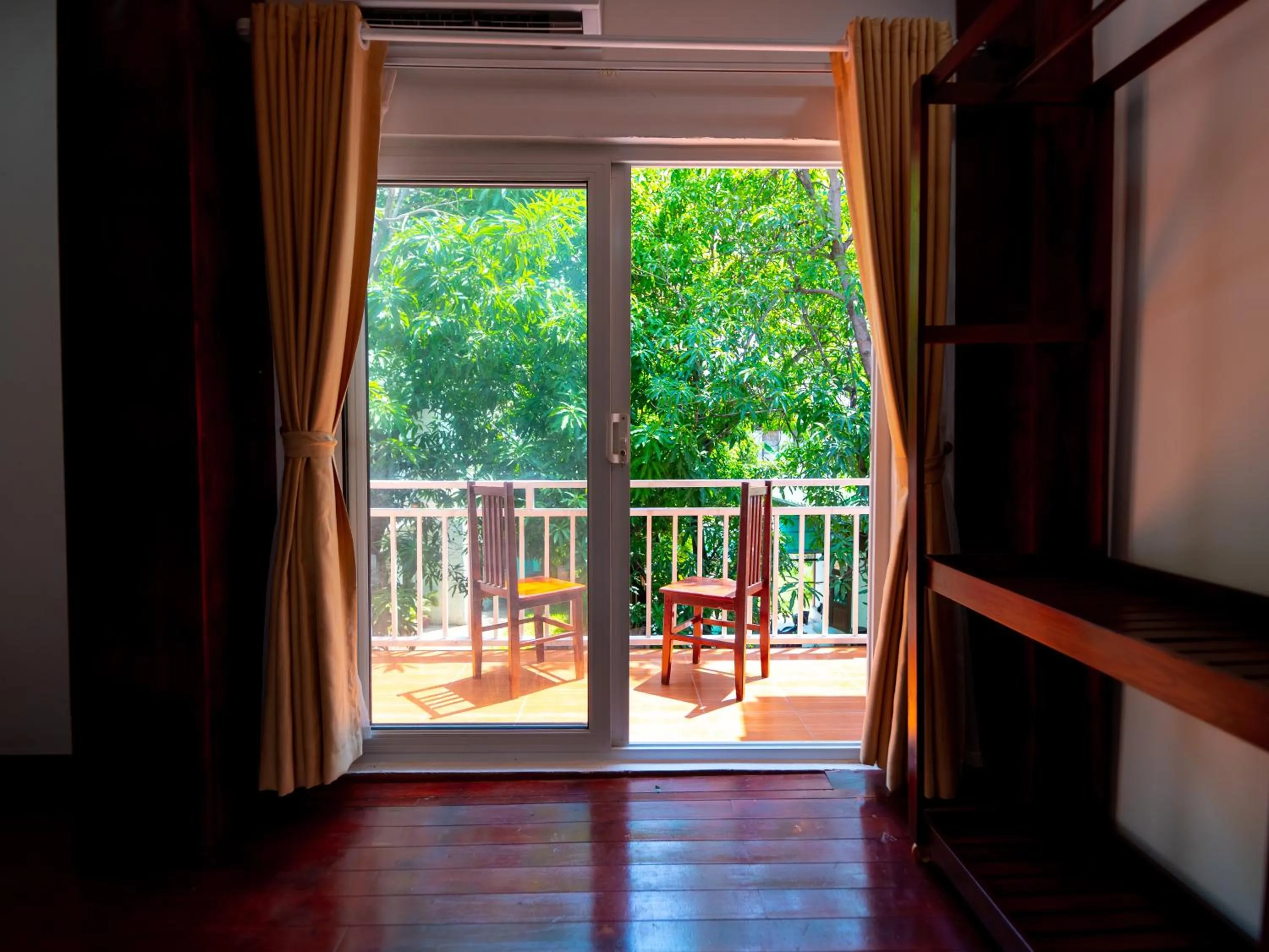 Vientiane Ruby Villa Hotel