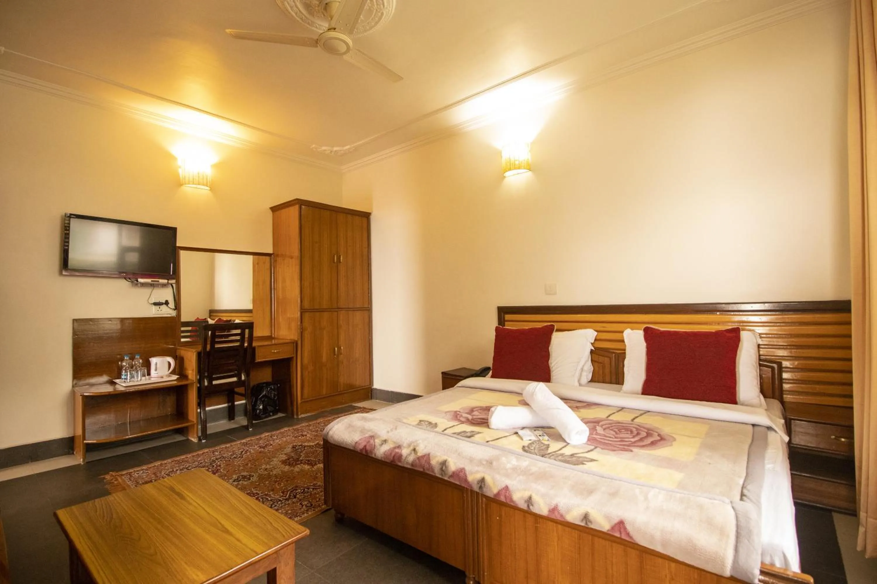 TV and multimedia, Bed in WOW STAYZ2 Hotel The Lodge