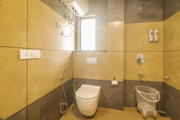 Bathroom in WOW STAYZ2 Hotel The Lodge