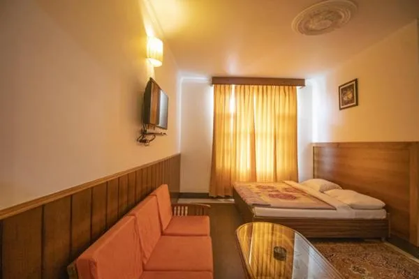 Bedroom, Bed in WOW STAYZ2 Hotel The Lodge