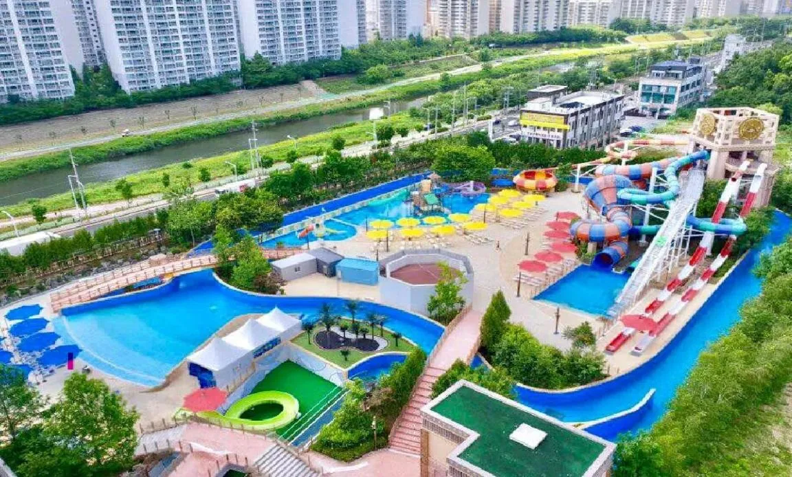 Island Castle Hotel & Waterpark