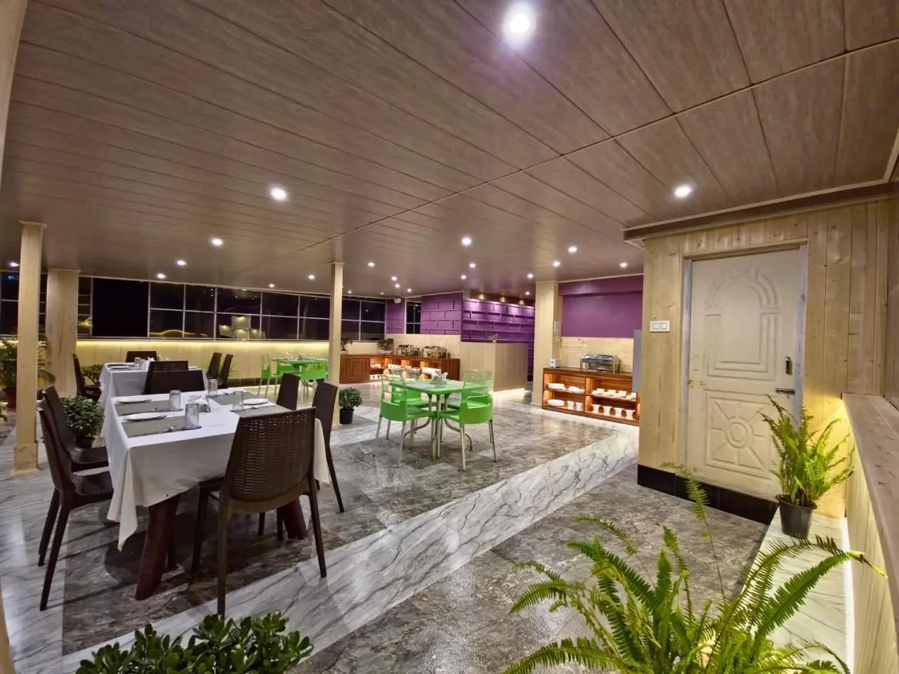 Restaurant/places to eat in Mount Bashera Boutique Hotel